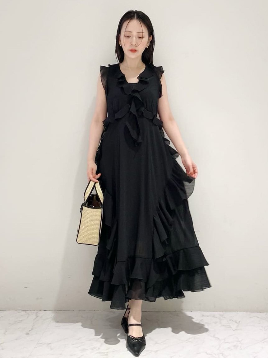 LILY BROWN｜ラッフルフリルフレアワンピース | Rakuten Fashion(楽天