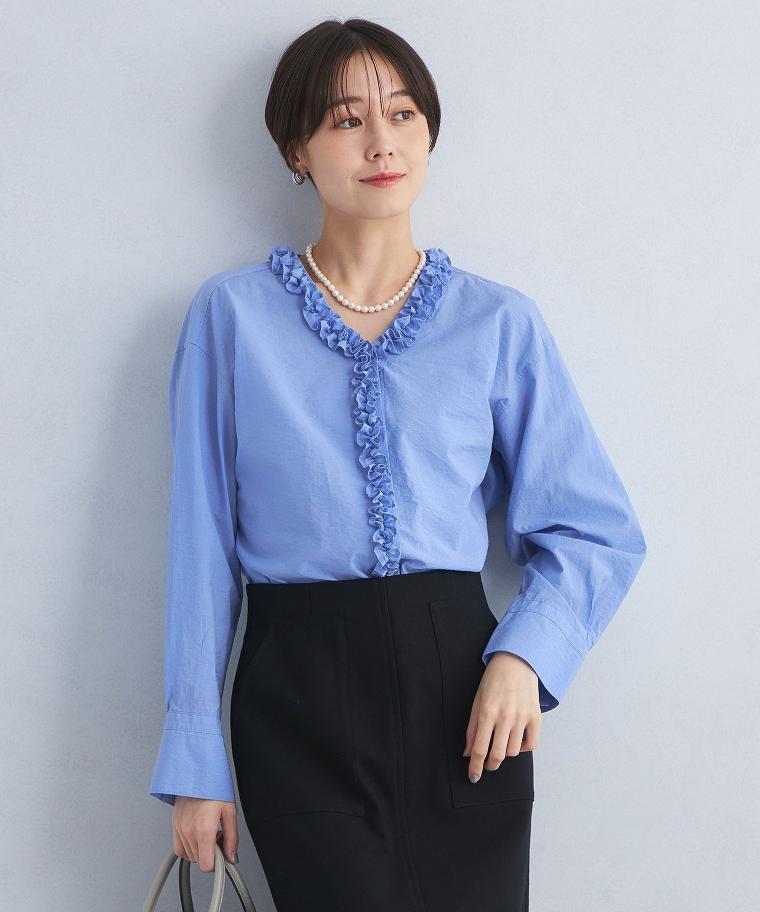 UNITED ARROWS LTD. OUTLET｜タックフリル Vネック ブラウス | Rakuten