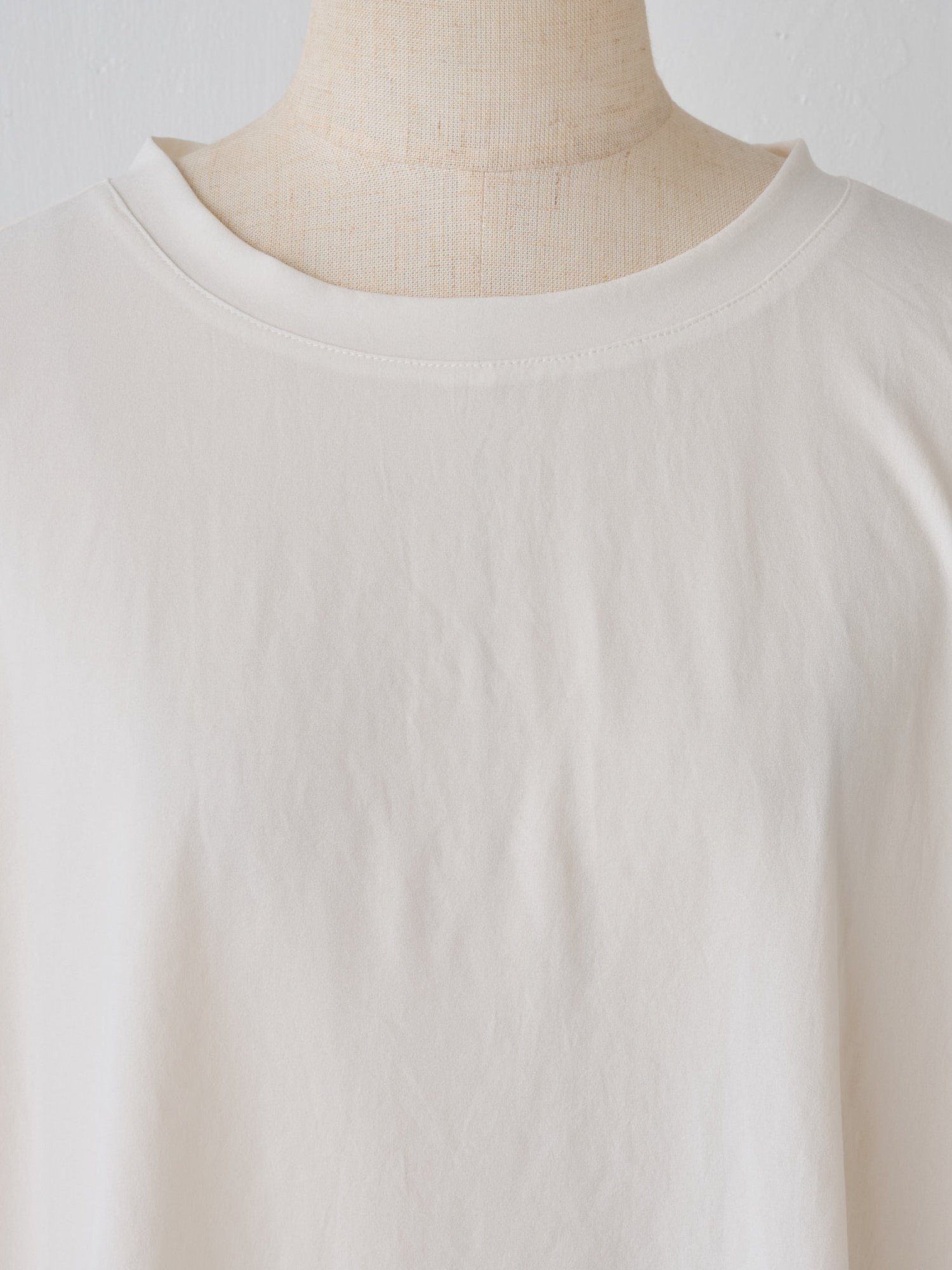 BEARDSLEY｜《LIVETART》後ろドレープ Tブラウス | Rakuten Fashion