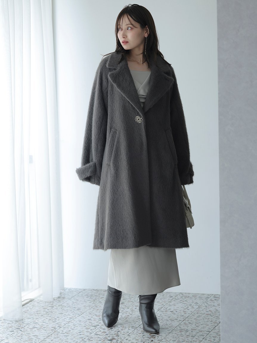 SNIDEL｜ブローチ付きシャギーロングコート | Rakuten Fashion(楽天