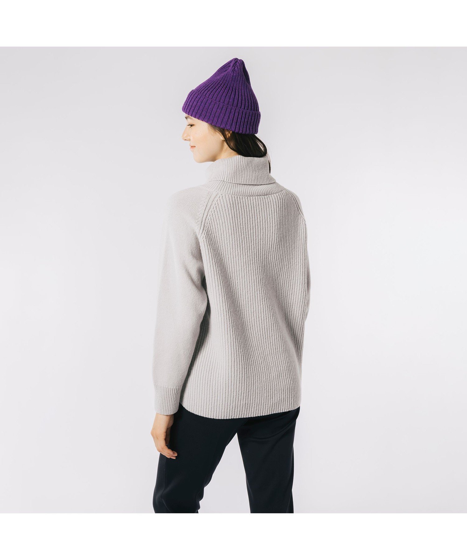 LACOSTE｜ミドルゲージタートルネックニットセーター | Rakuten