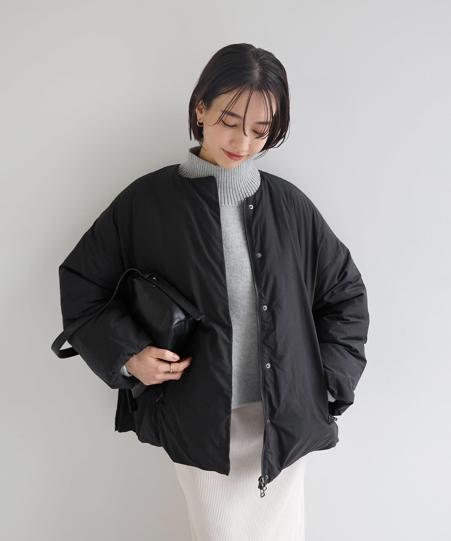 andme｜ノーカラー サイドジップ ダウンジャケット evernavy エバー