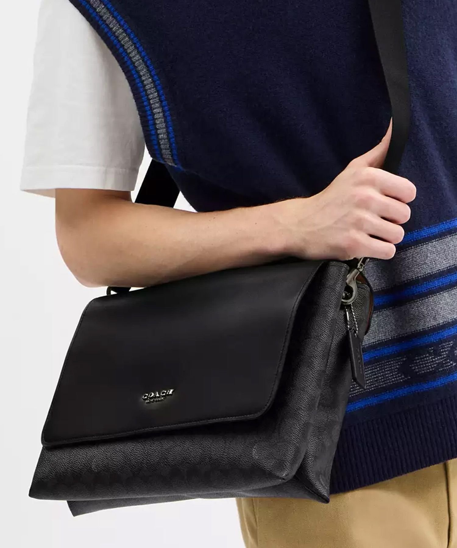 COACH OUTLET｜【公式】ケイレブ メッセンジャー バッグ・シグネチャー