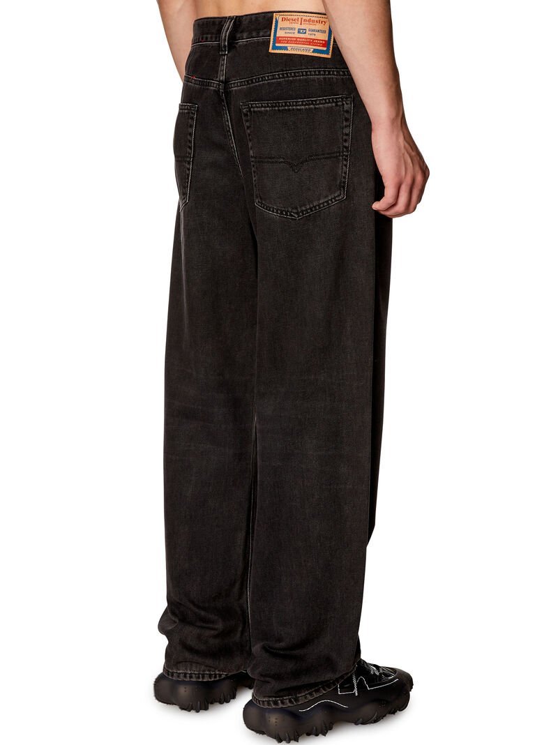 DIESEL｜メンズ デニム ルーズ ストレート 2001 D-MACRO | Rakuten