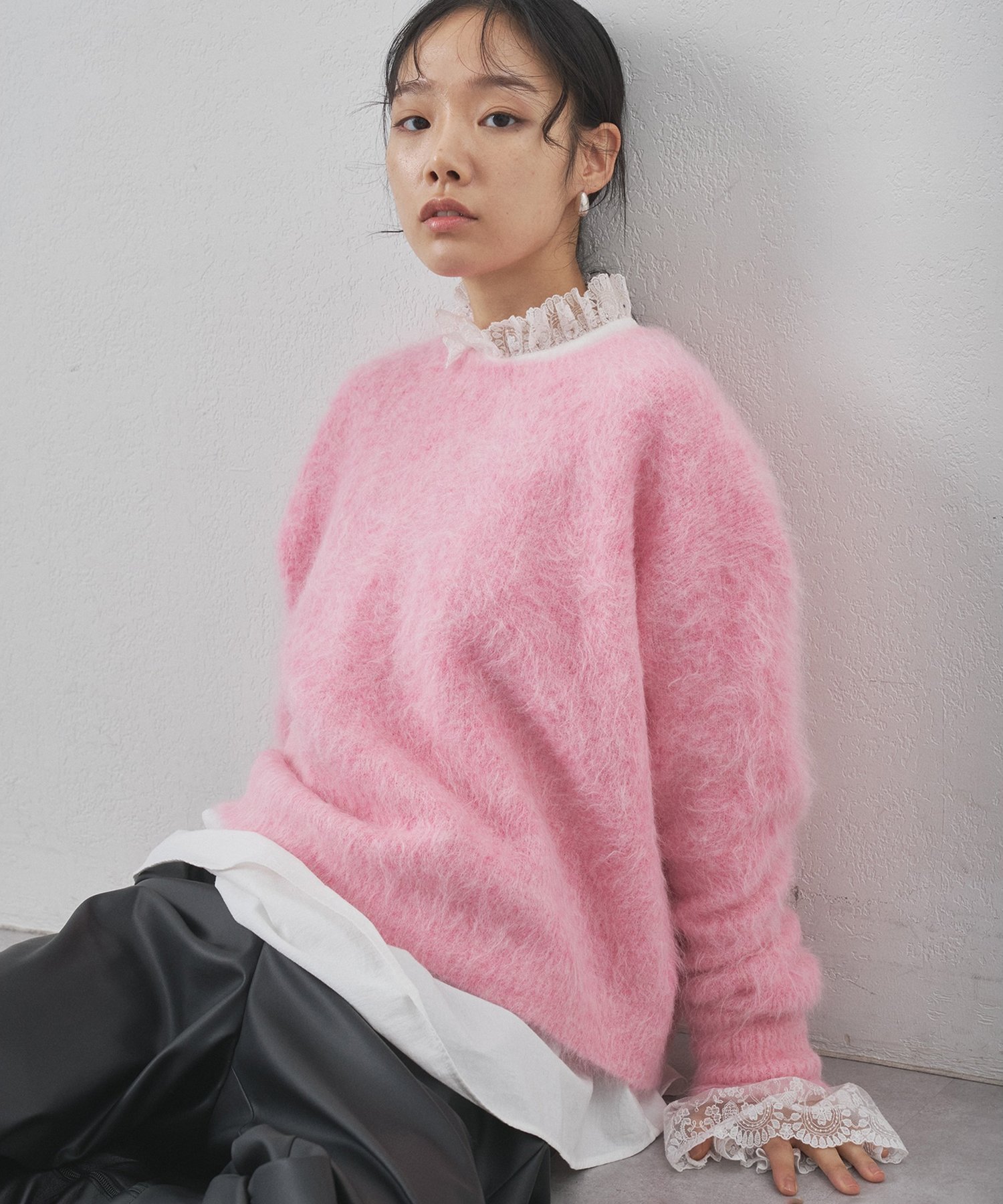 Whim Gazette｜スーリーアルパカクルーネックプルオーバー | Rakuten