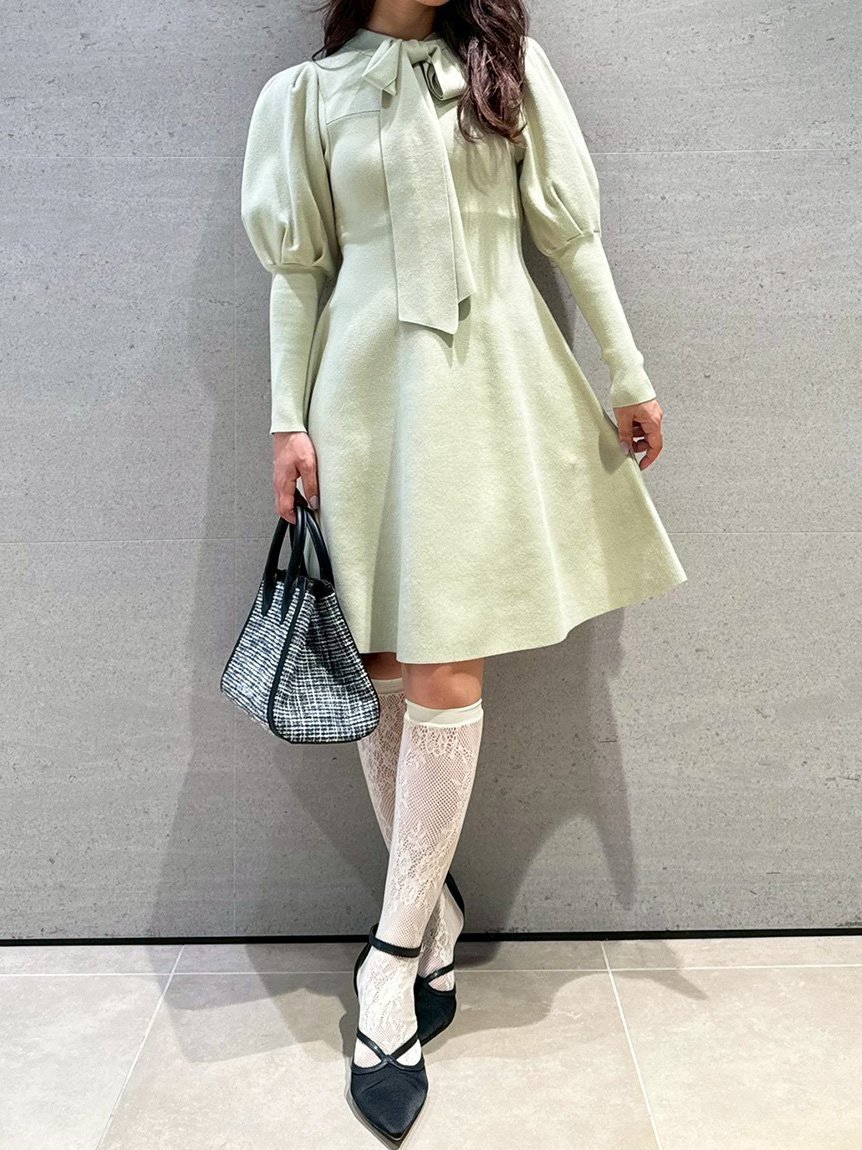 LILY BROWN｜ボウタイリボンニットワンピース | Rakuten Fashion(楽天