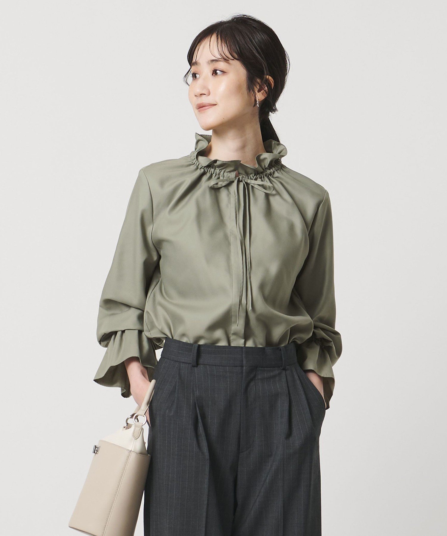 UNITED ARROWS｜【＋20％ポイントバック】フリルカラー フレアスリーブ