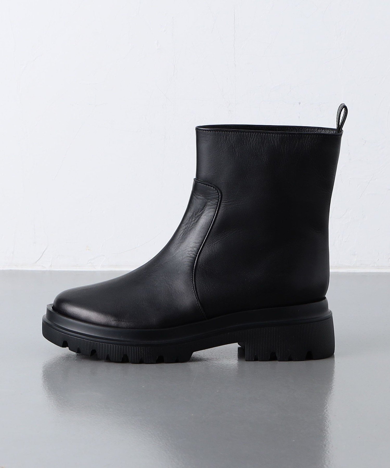 UNITED ARROWS LTD. OUTLET｜ラウンド フラット ショートブーツ