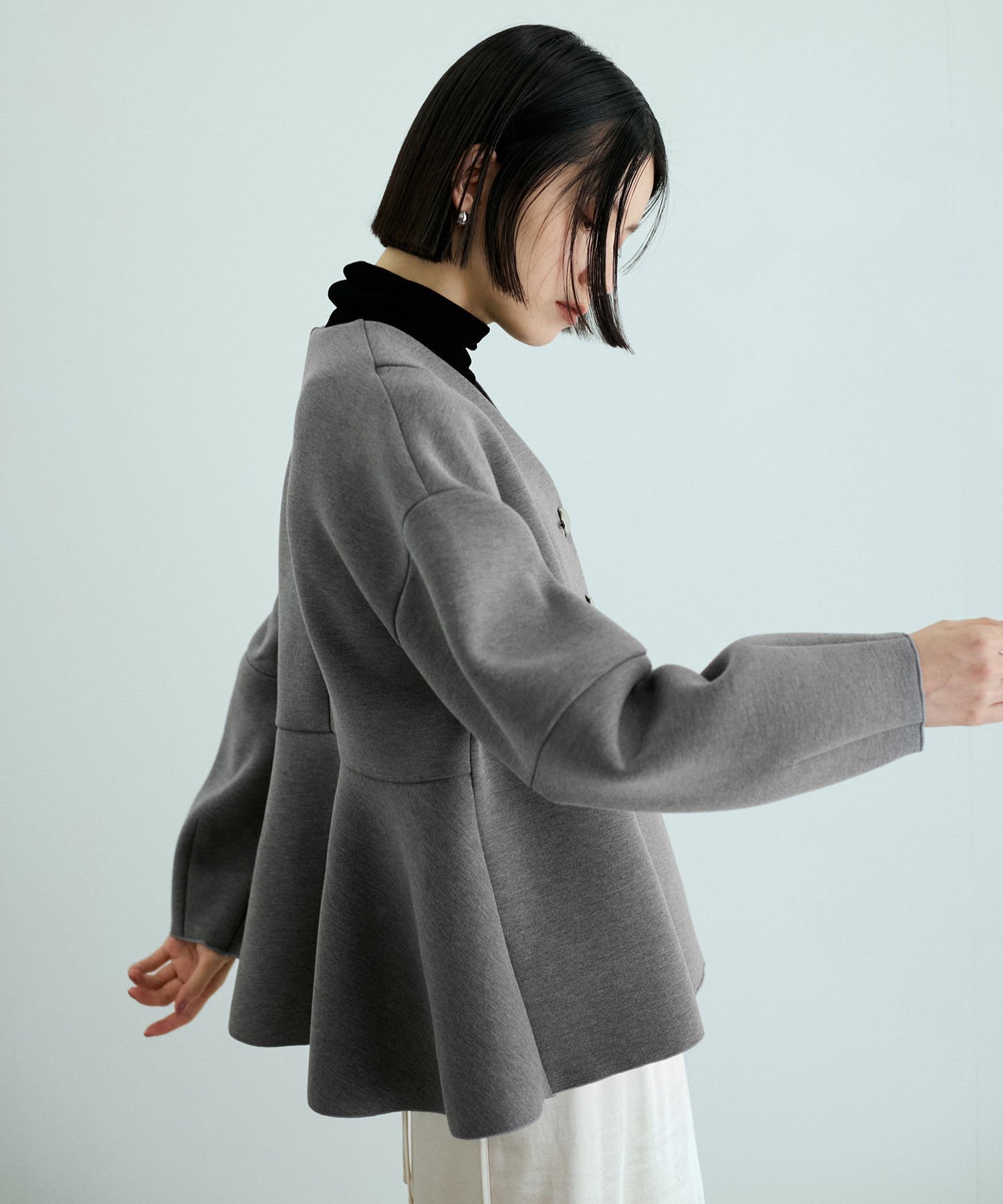 ADAM ET ROPE'｜ミックスボタンペプラムカーディガン | Rakuten