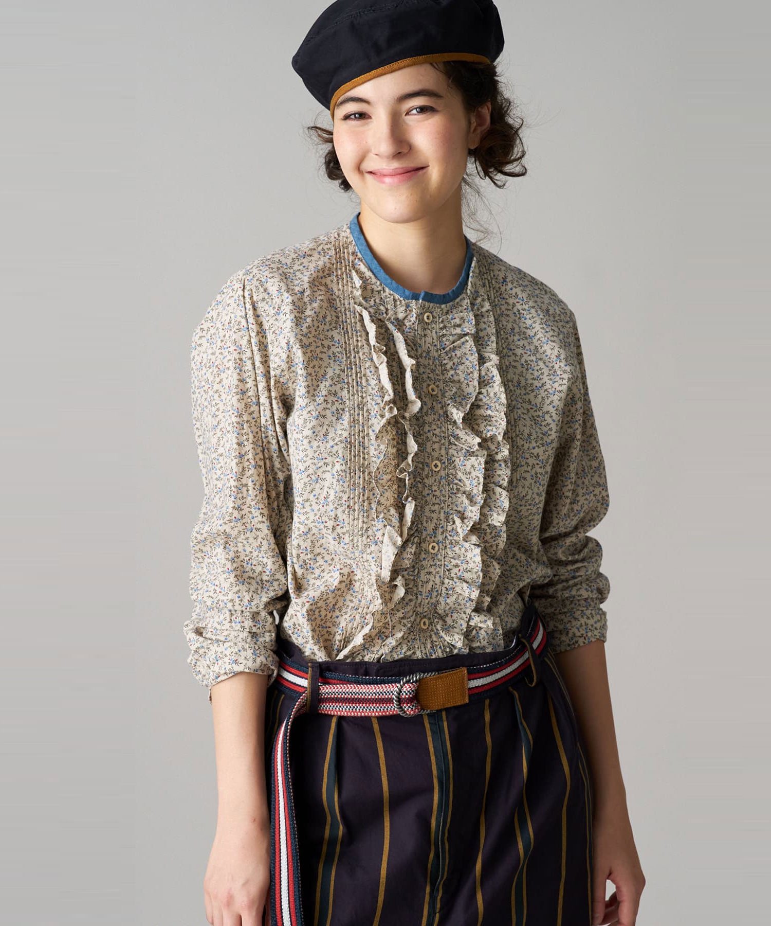 45R｜ツタフラワープリントのフリルブラウス | Rakuten Fashion(楽天