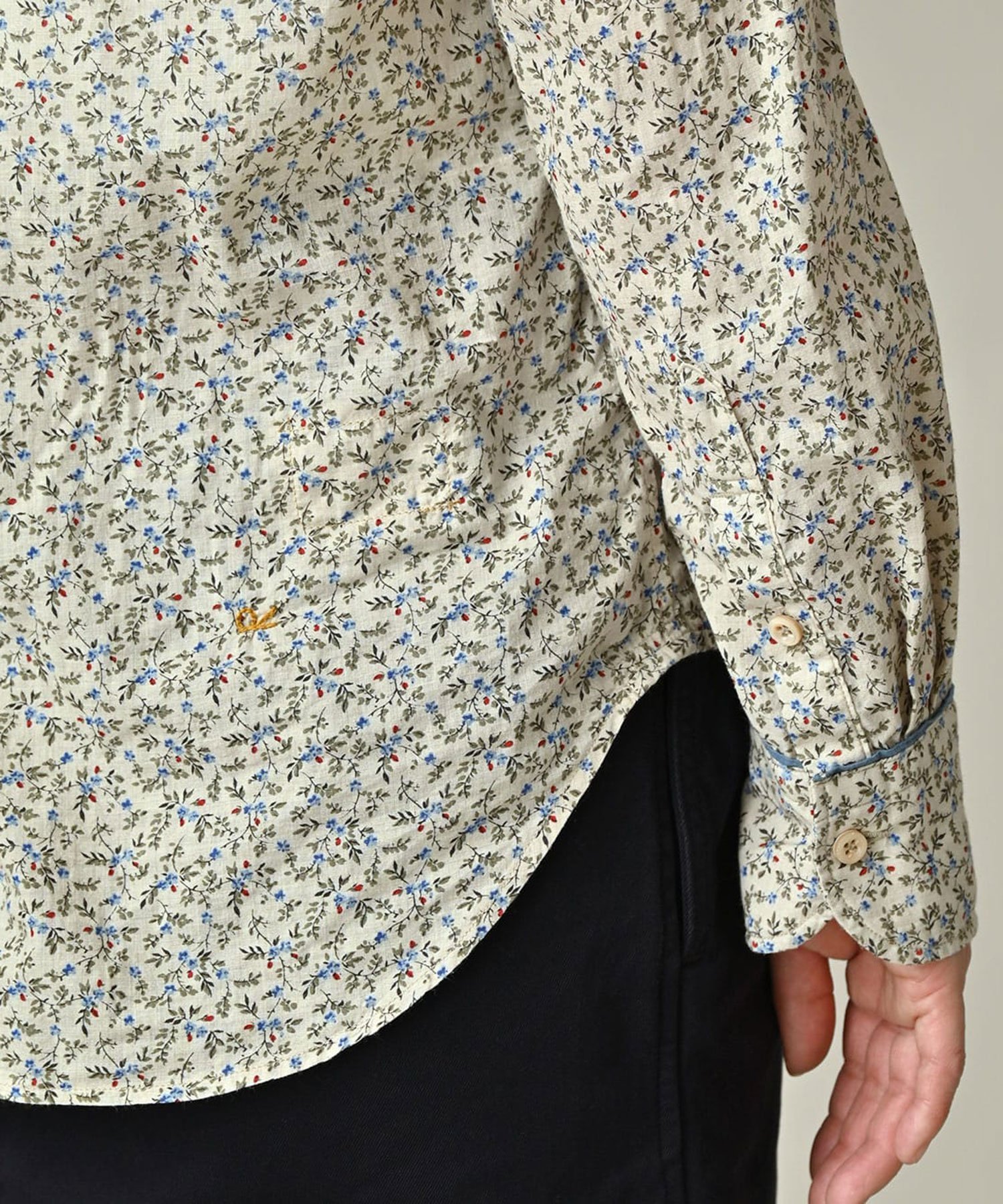 45R｜ツタフラワープリントのフリルブラウス | Rakuten Fashion(楽天