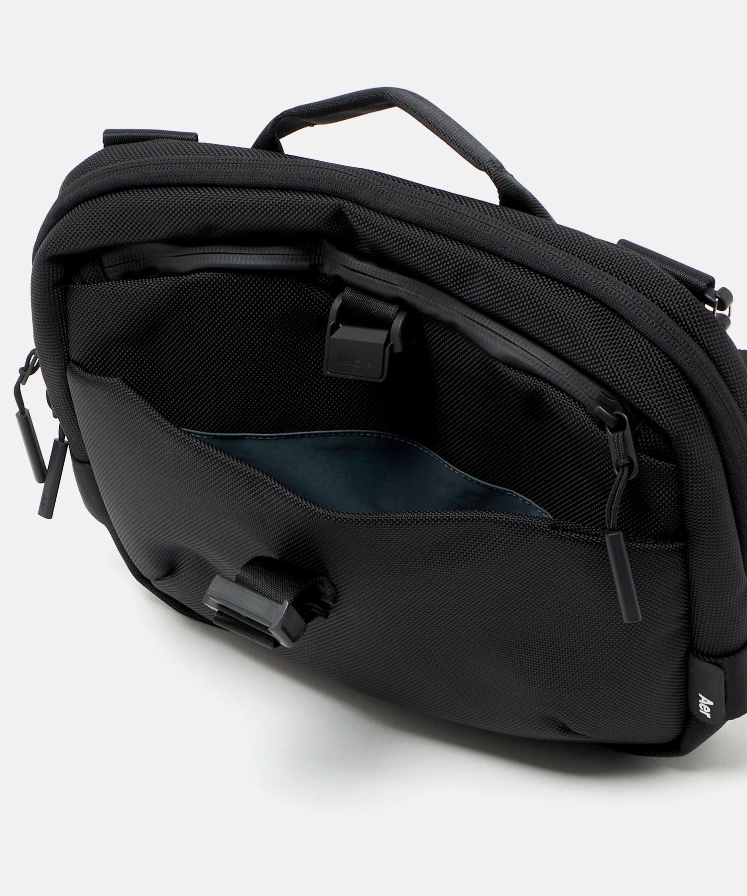 AER beauty & youth 別注 COMMUTER SLING バッグ 別注】 ＜Aer＞ COMMUTER SLING/バッグ （ショルダーバッグ