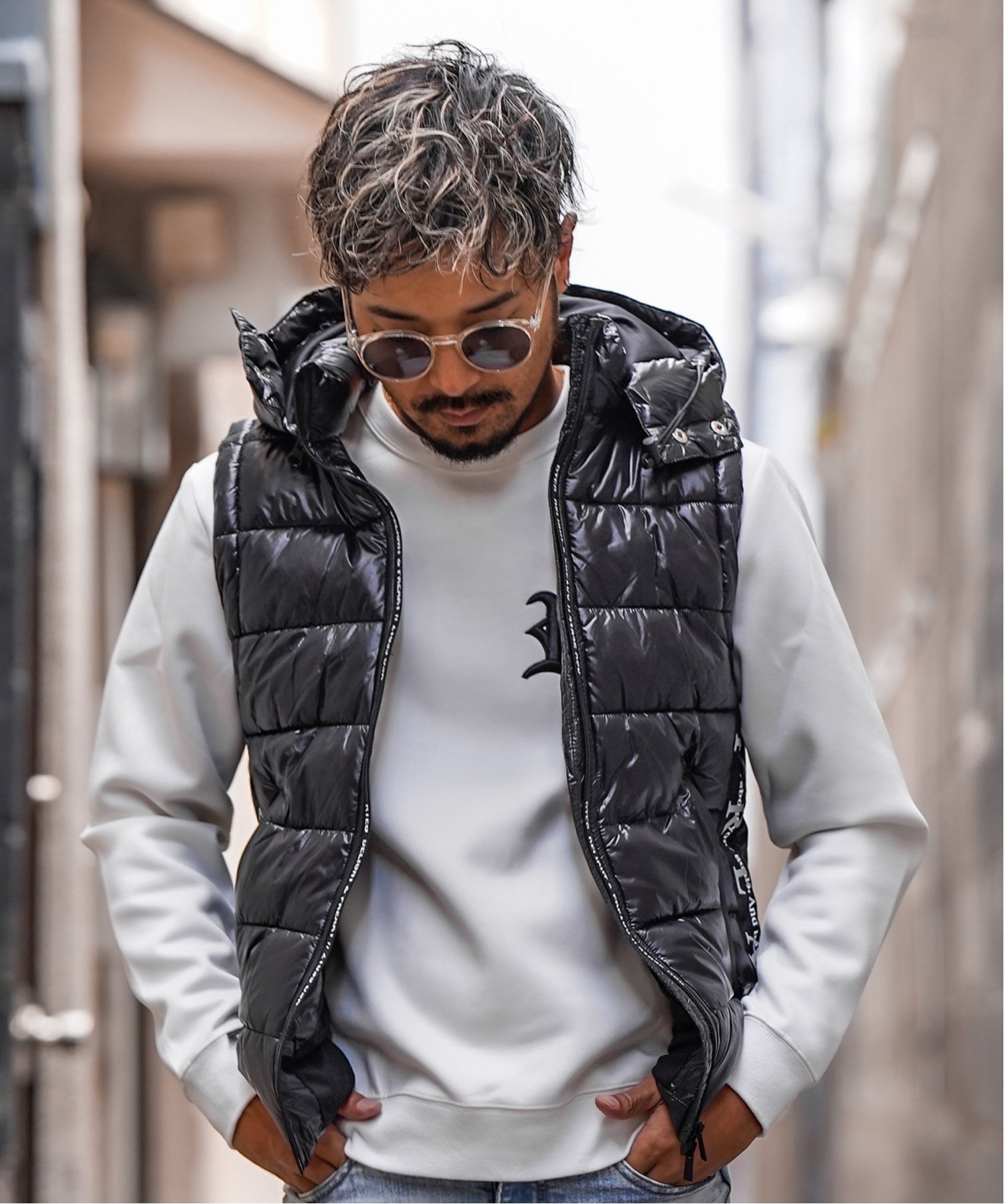 アダムスジャグラーダウンベストMサイズ