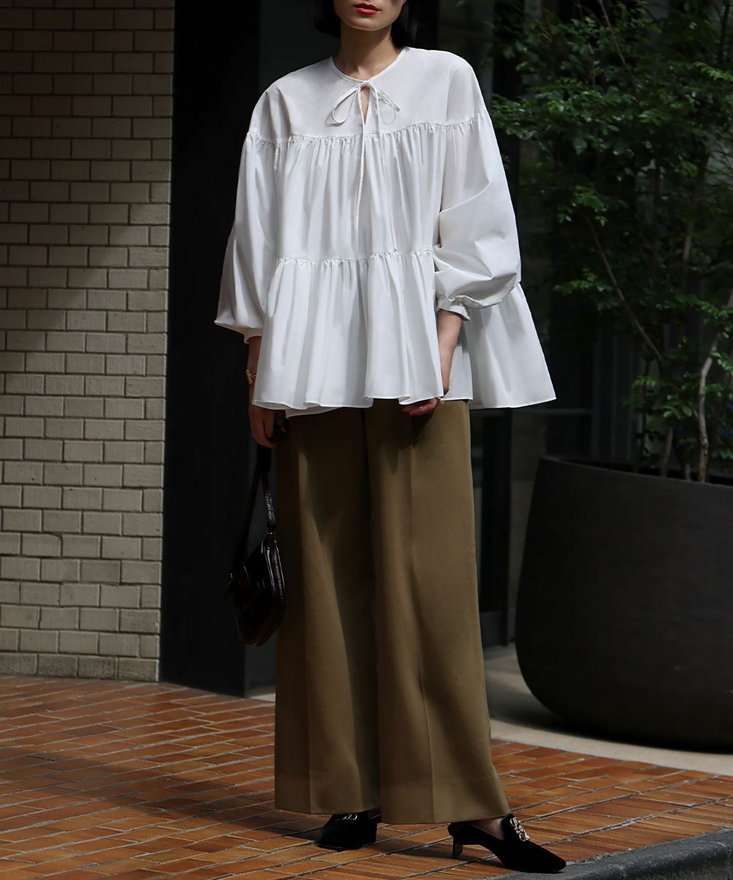 RIVER FIELD & Co.｜【綿100%使用】ボリューム袖ティアードブラウス