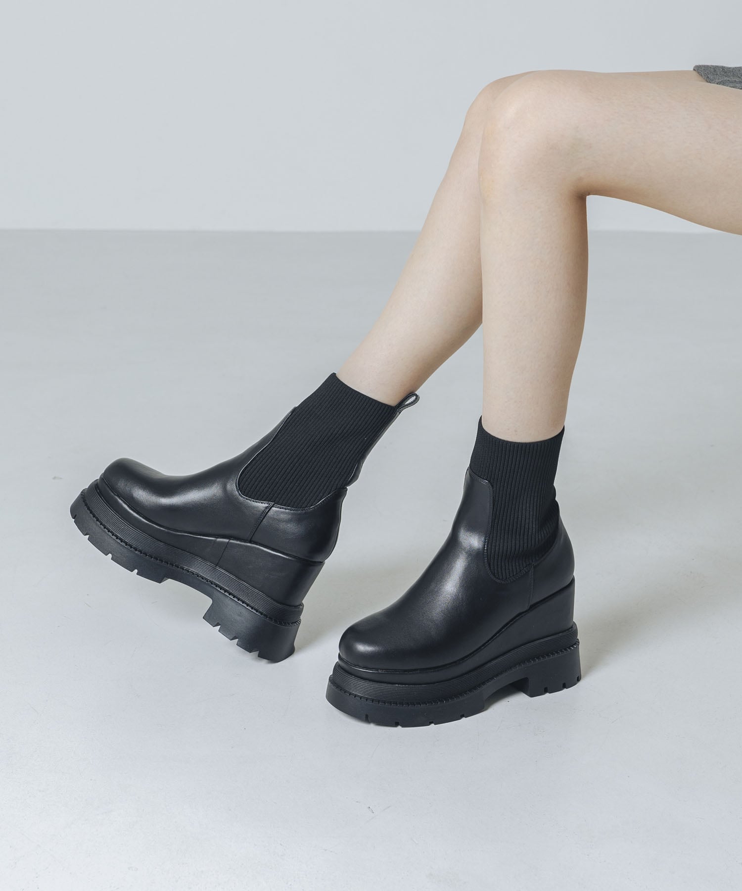 EVOL｜【ふかふか・クッション入り】11cmニットショートブーツ