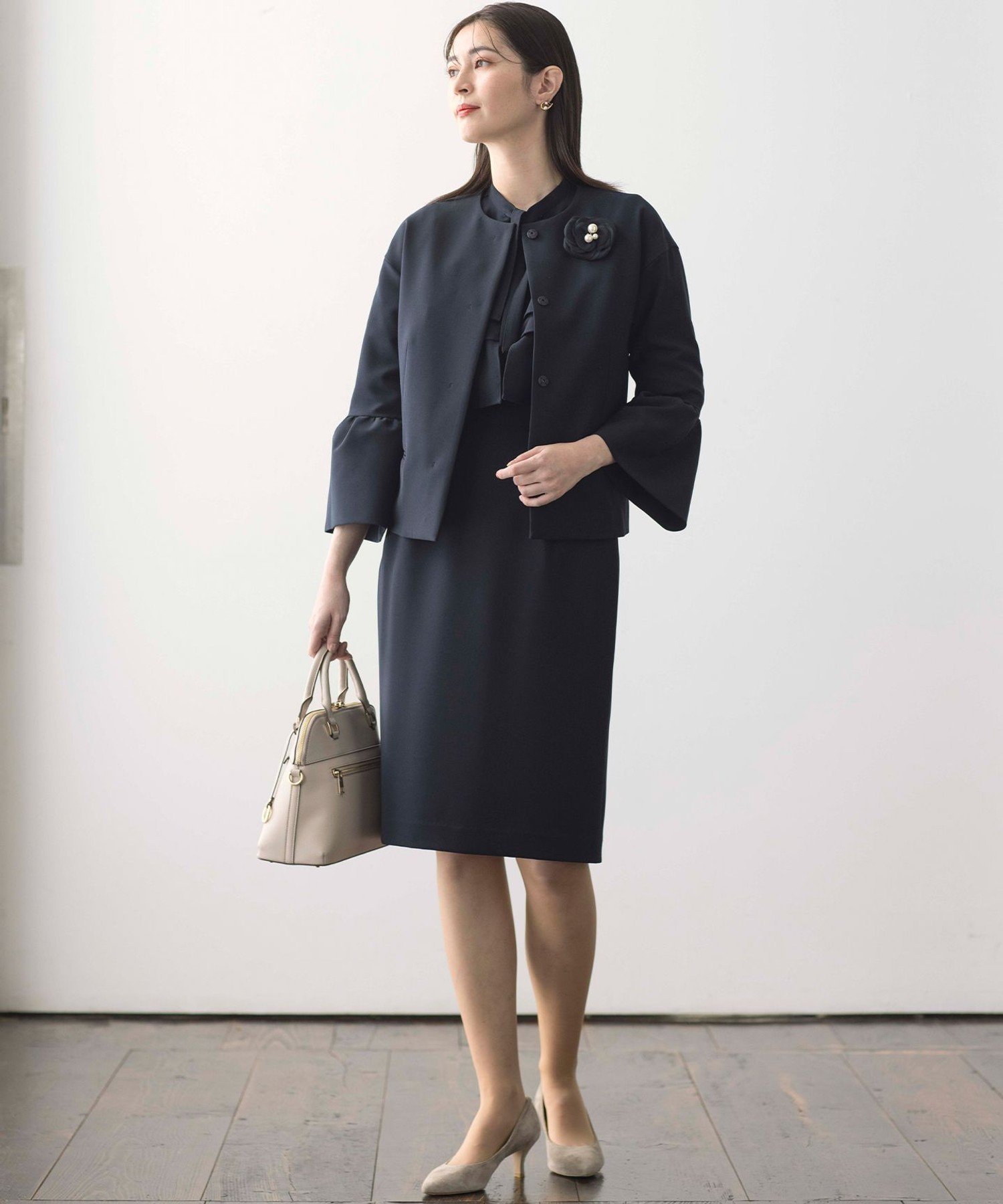 組曲｜【VERY3月号掲載・KUMIKYOKU NAVY】コンフォータブルドレープ