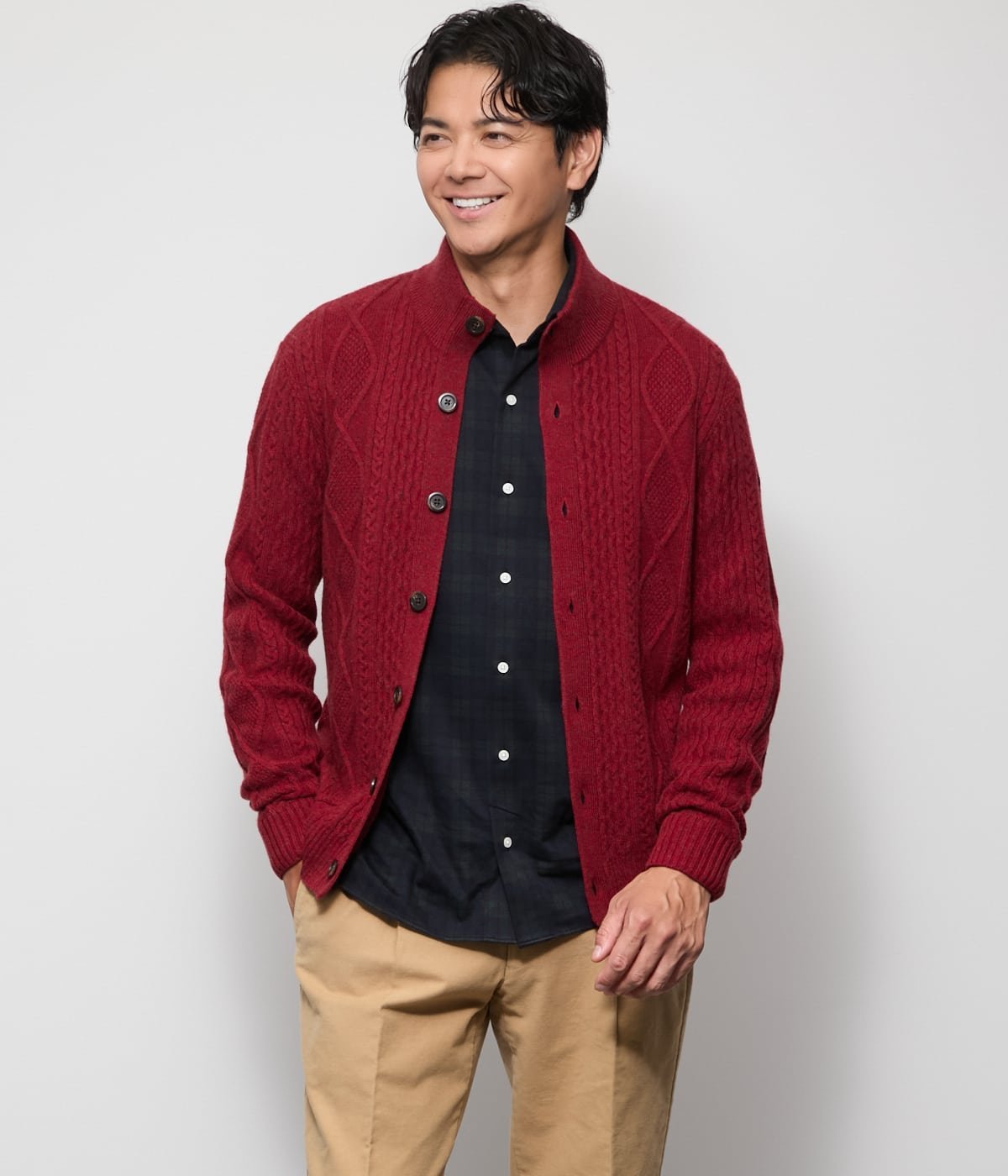 NEWYORKER｜カシミヤ混 ケーブル スタンドカラーカーディガン