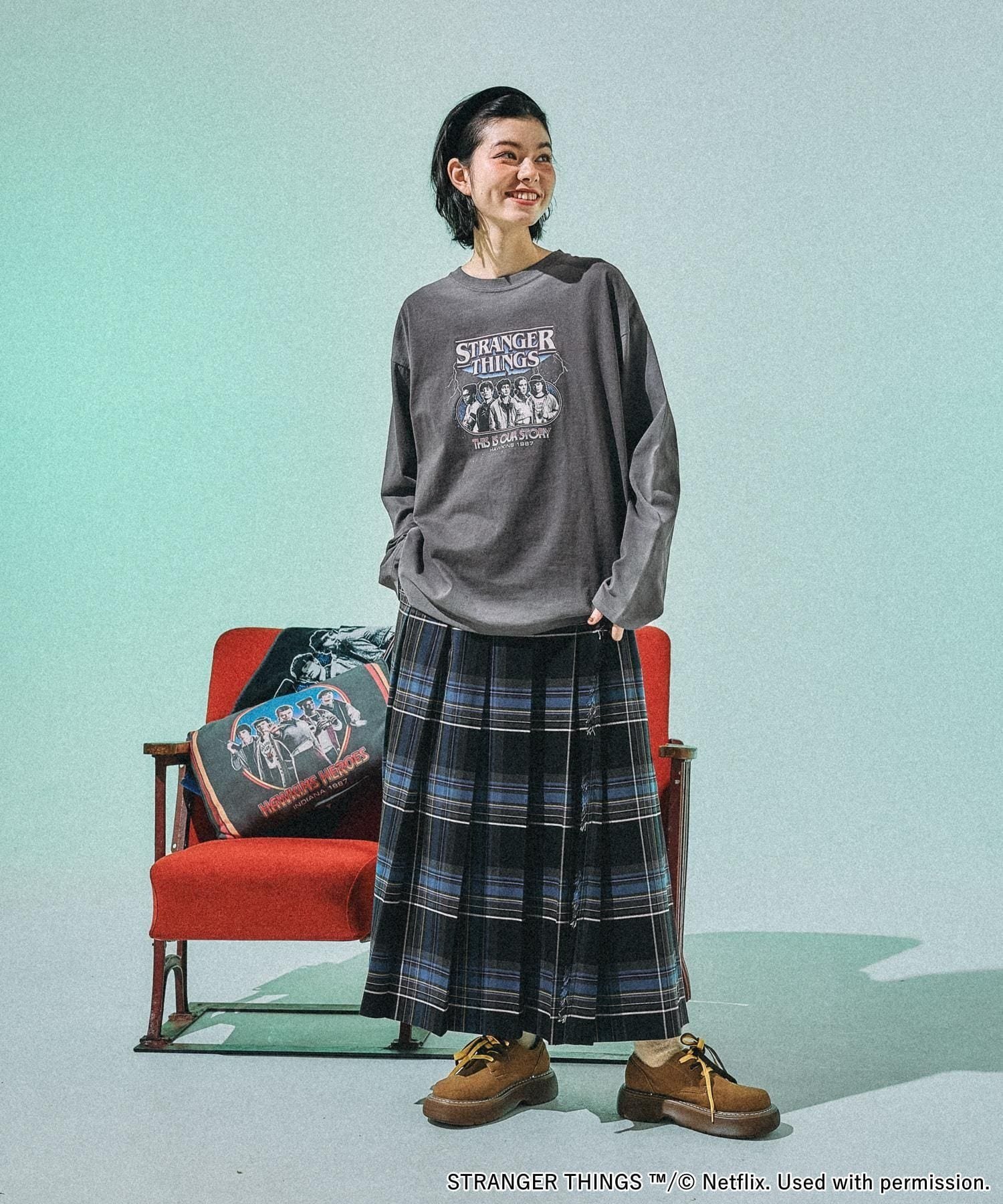 niko and ｜【STRANGER THINGS】コラボ スプレーアソートロングT