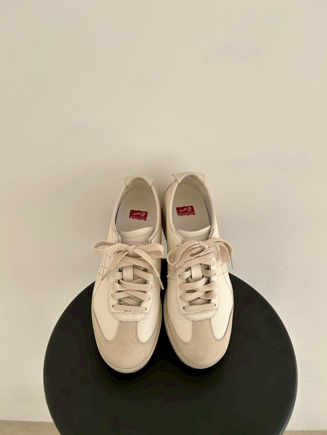 emmi｜【emmi×Onitsuka Tiger】MEXICO 66 CHUNK | Rakuten Fashion