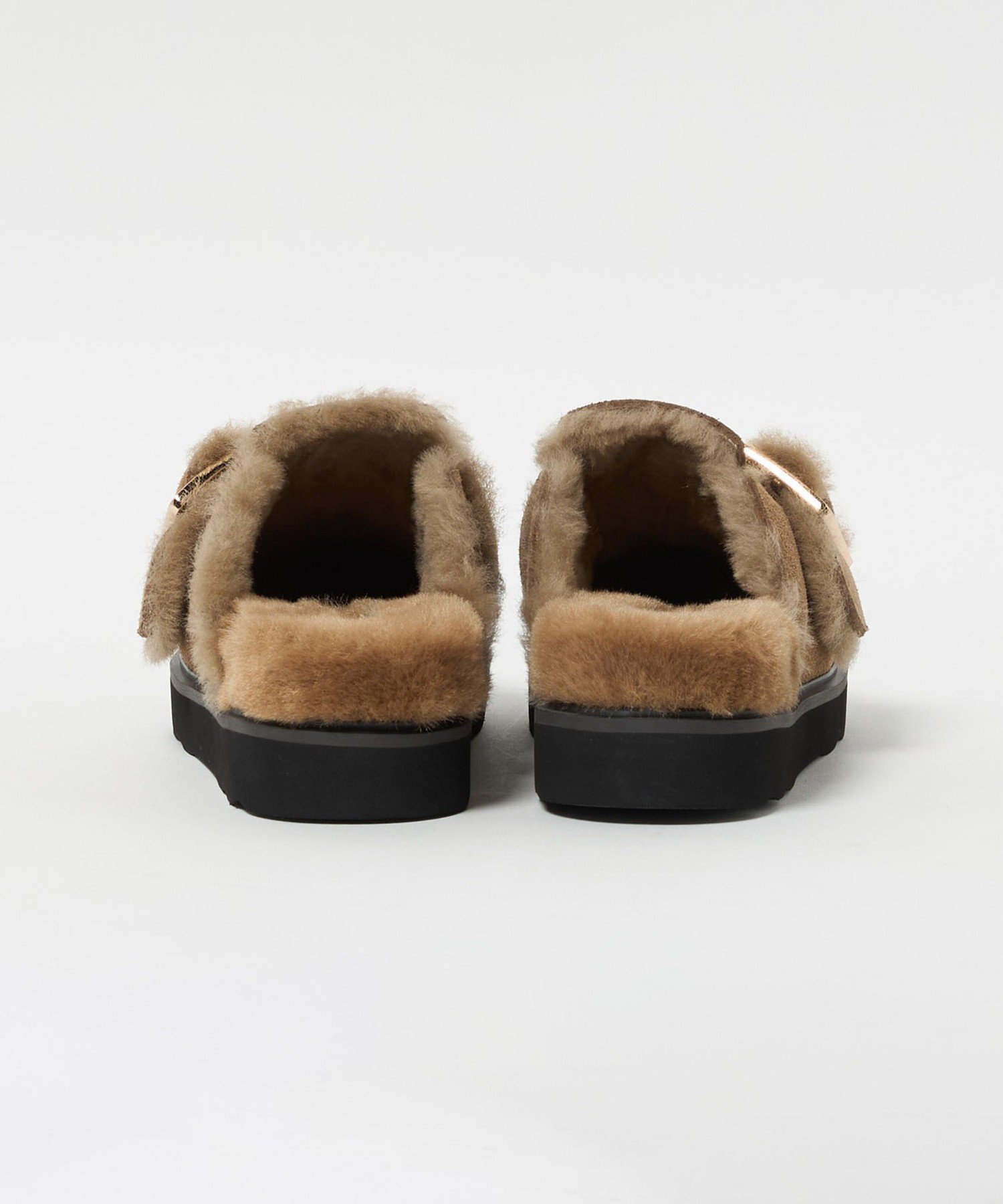 ゆう【MOHI…】スエードビッグベルトボストンサンダル セール】＜MOHI＞スエード ビッグベルト ボストンサンダル