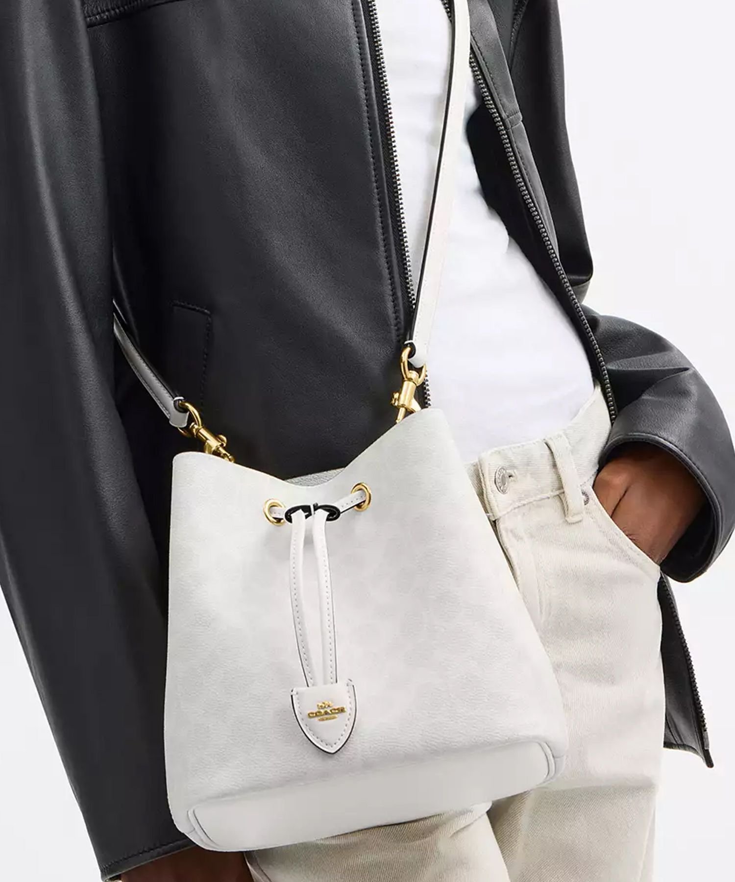 COACH OUTLET｜【公式】ローアン バケット バッグ・シグネチャー