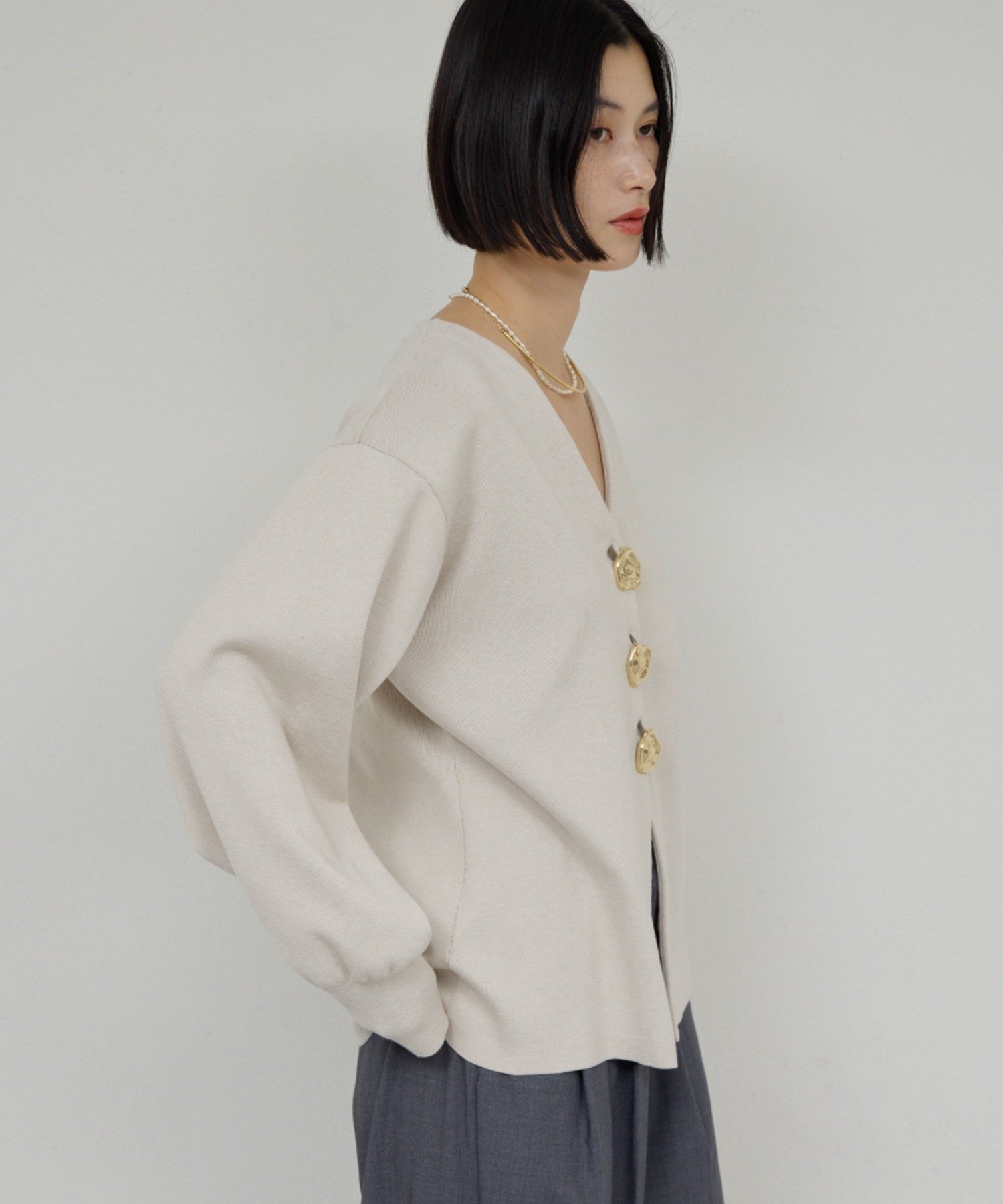 GALLARDAGALANTE｜ビジューVネックカーディガン | Rakuten Fashion