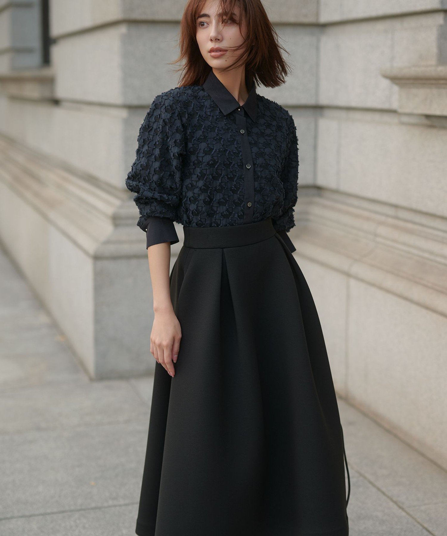 自由区｜シアージオメトリックジャカードクロップド丈 ブラウス