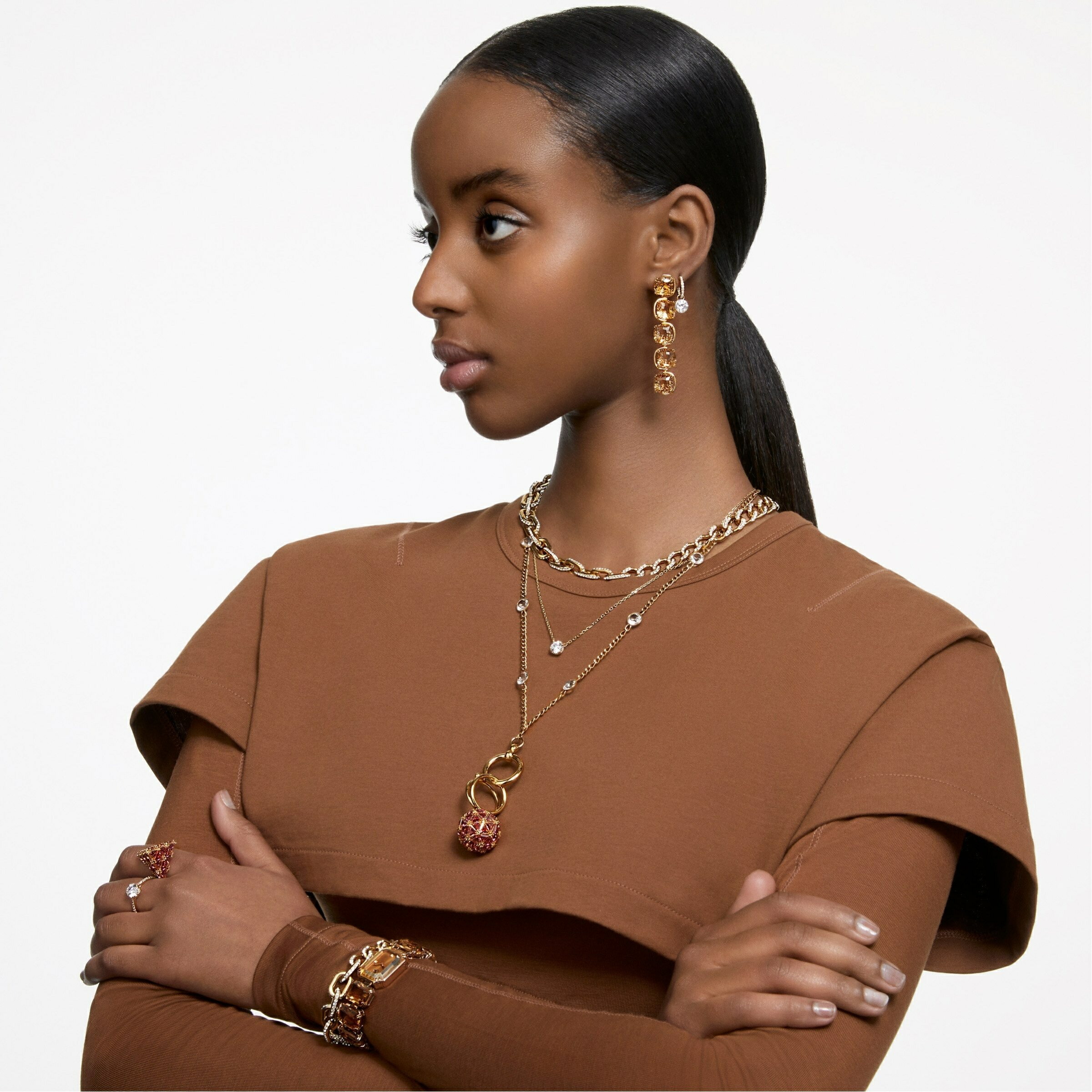 SWAROVSKI｜【公式】【スワロフスキー】Stilla ドロップピアス