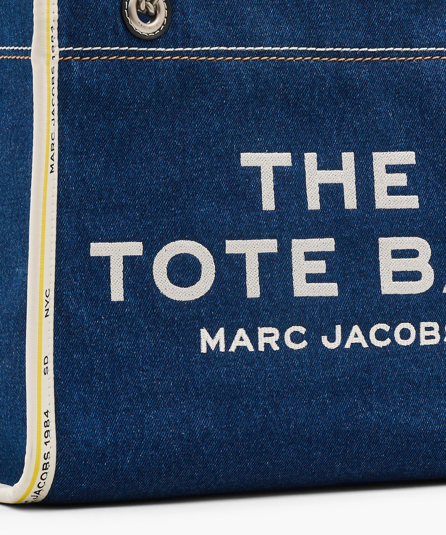 MARC JACOBS(マーク ジェイコブス)｜【公式】THE DENIM CHAIN MEDIUM