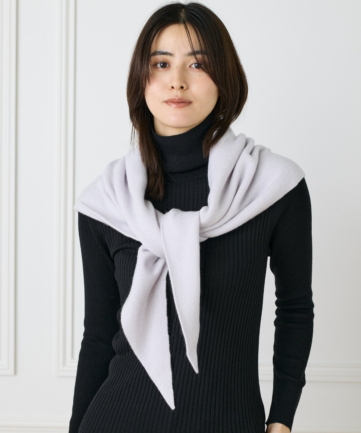 INED｜シームレストライアングルカシミヤニットストール《ASAUCE MELER