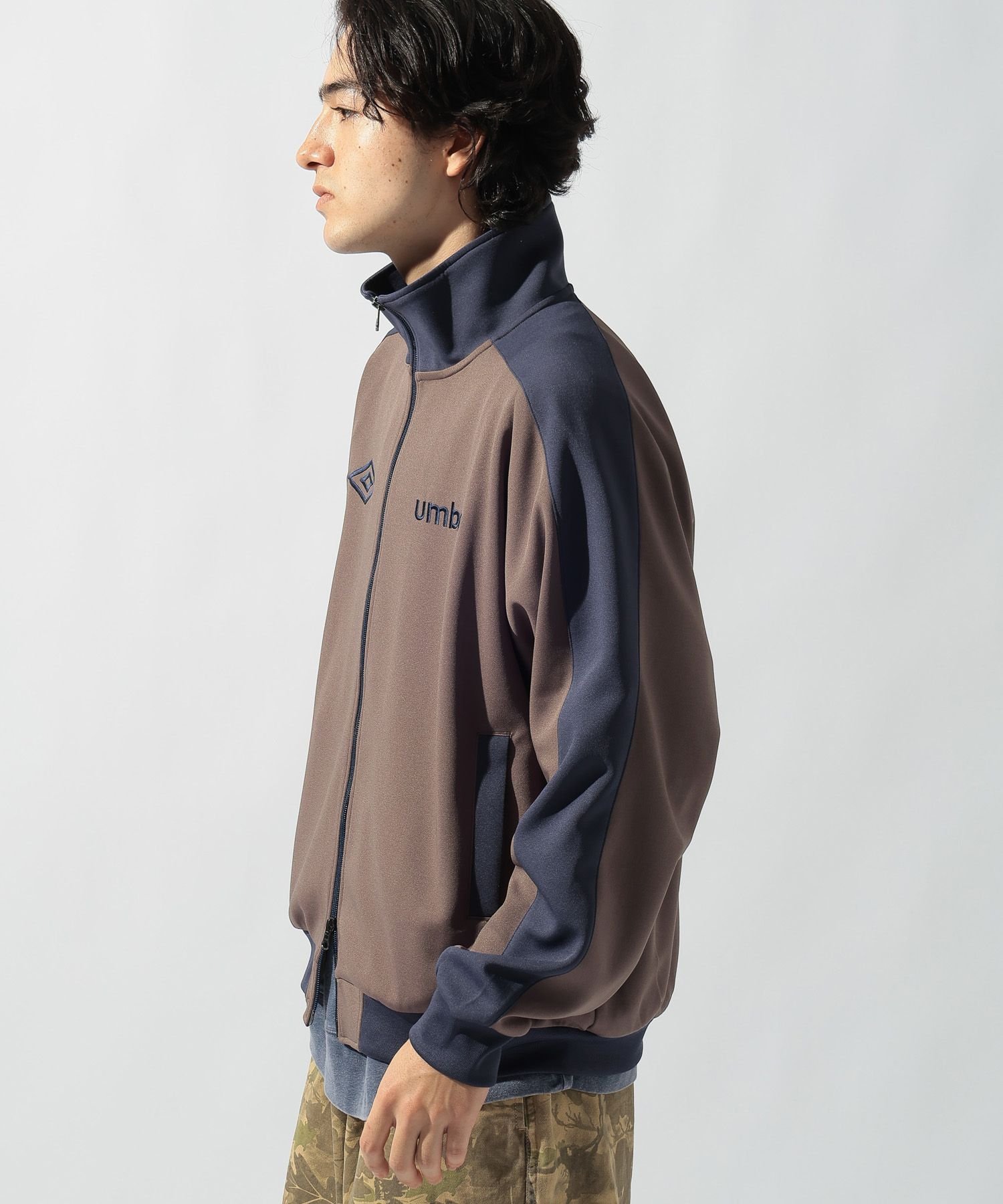 niko and ｜【UMBRO(アンブロ)】別注TRACK JACKET | Rakuten
