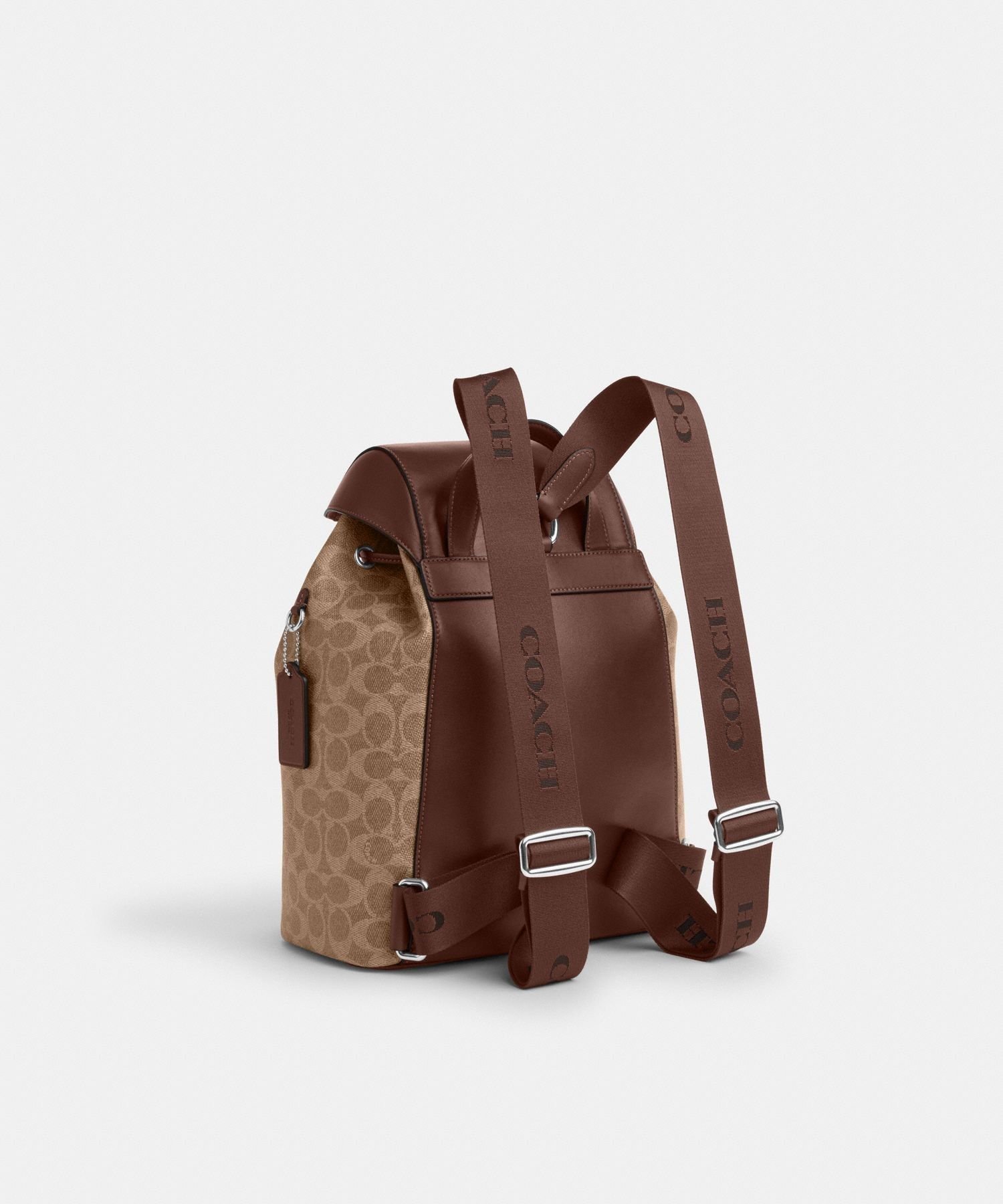 COACH OUTLET｜【公式】ペース ラージ バックパック・シグネチャー