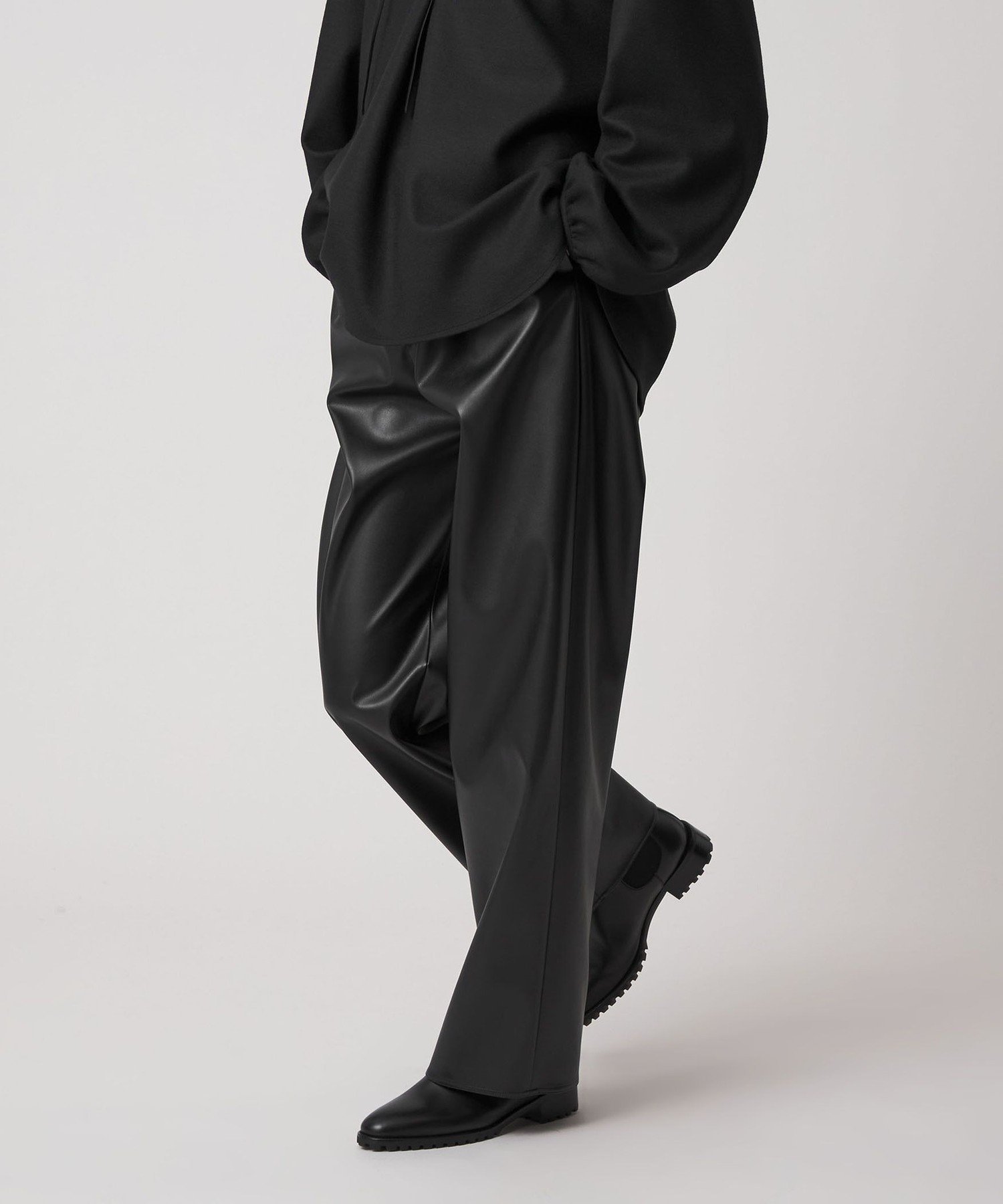 Drawer｜WINTER1 レザーライクドロストストレートパンツ | Rakuten