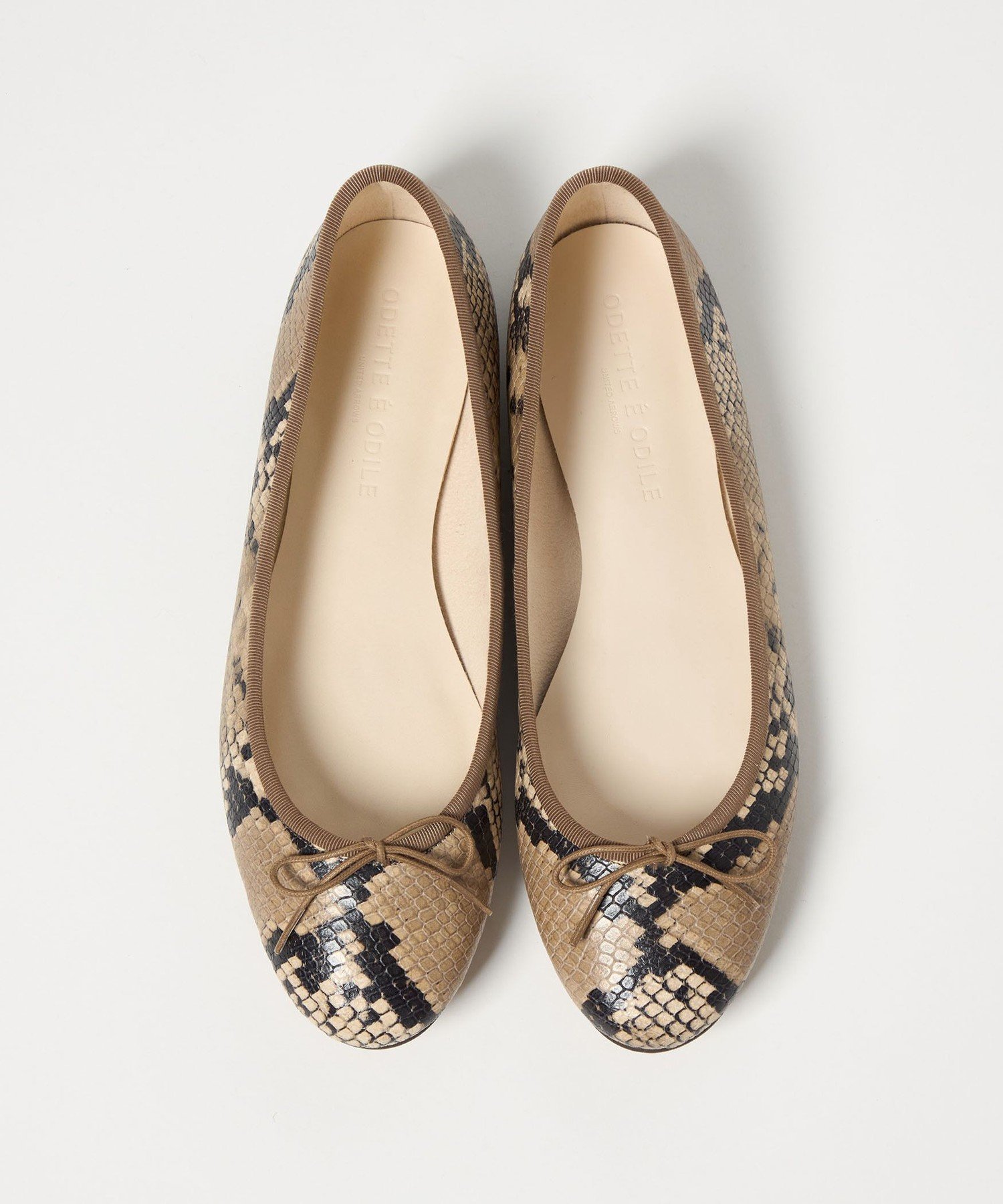 ODETTE E ODILE｜バレリーナ26S フラット10↓↑ | Rakuten Fashion
