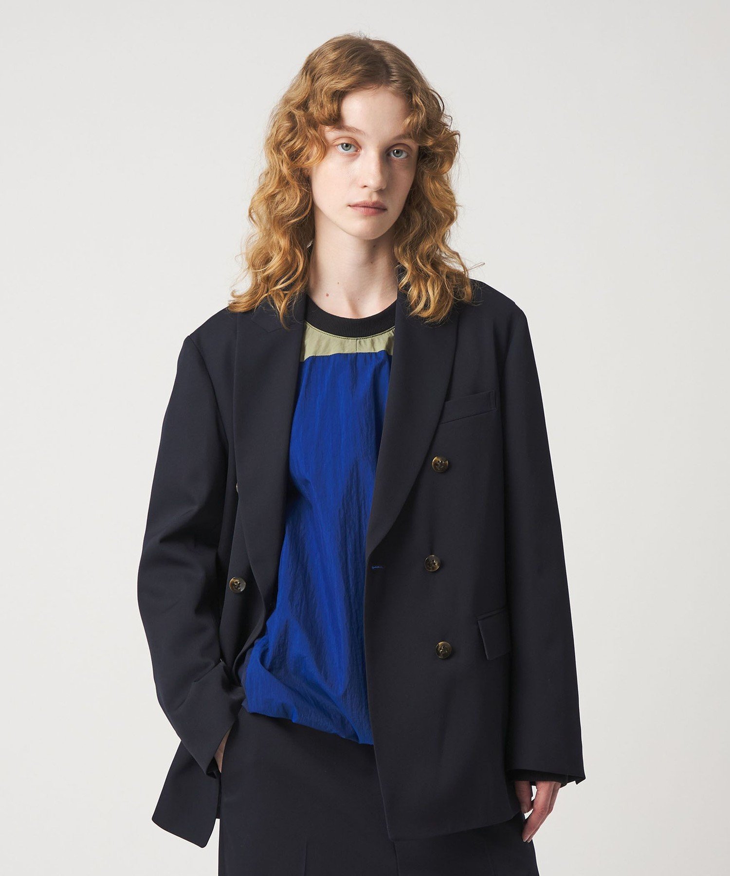 【美品】ユナイテッドアローズ 紺ブレ ブレザー 6P ピークドラペル ジャケット 6(ROKU)＞ピークド ラペル ジャケット（テーラードジャケット）｜6