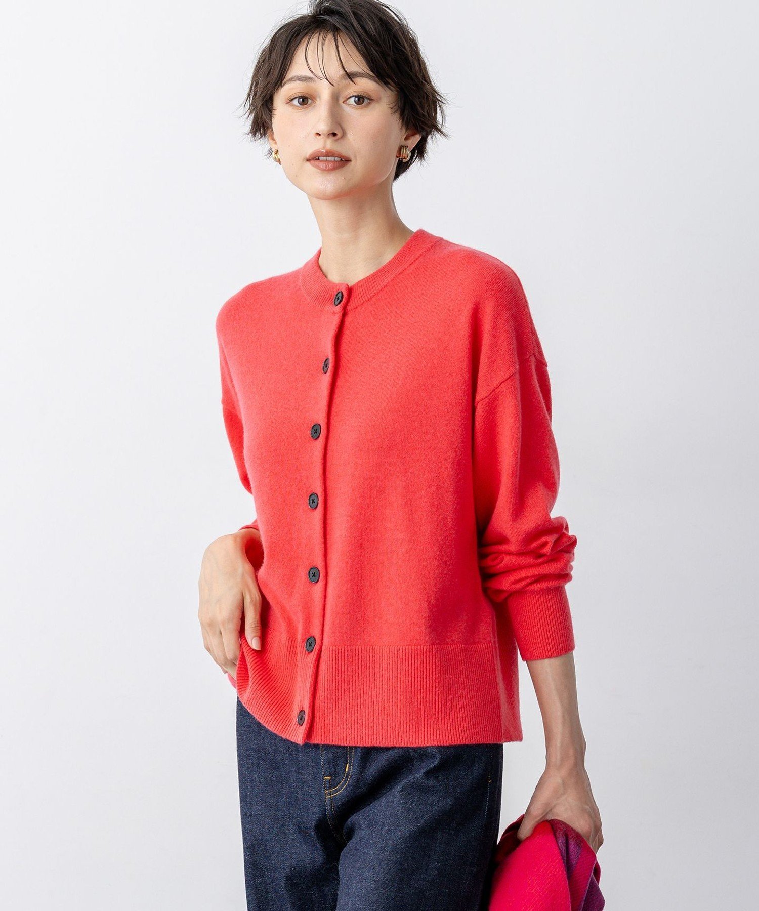 23区｜【見上愛さん着用/STORY掲載】ピュアカシミヤ クルーネック