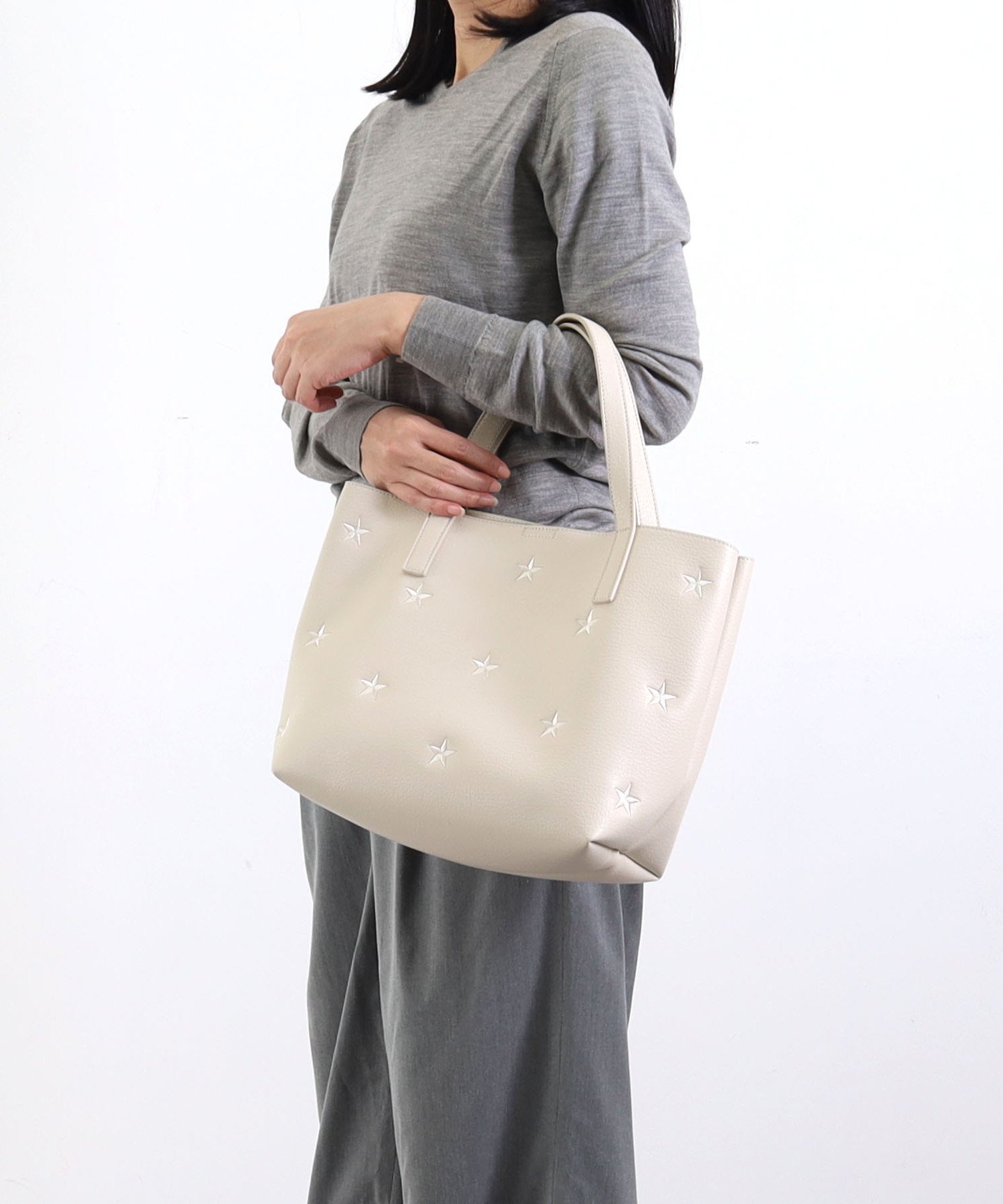 POU DOU DOU｜星柄刺繍フェイクレザートートバッグ/A4対応 | Rakuten