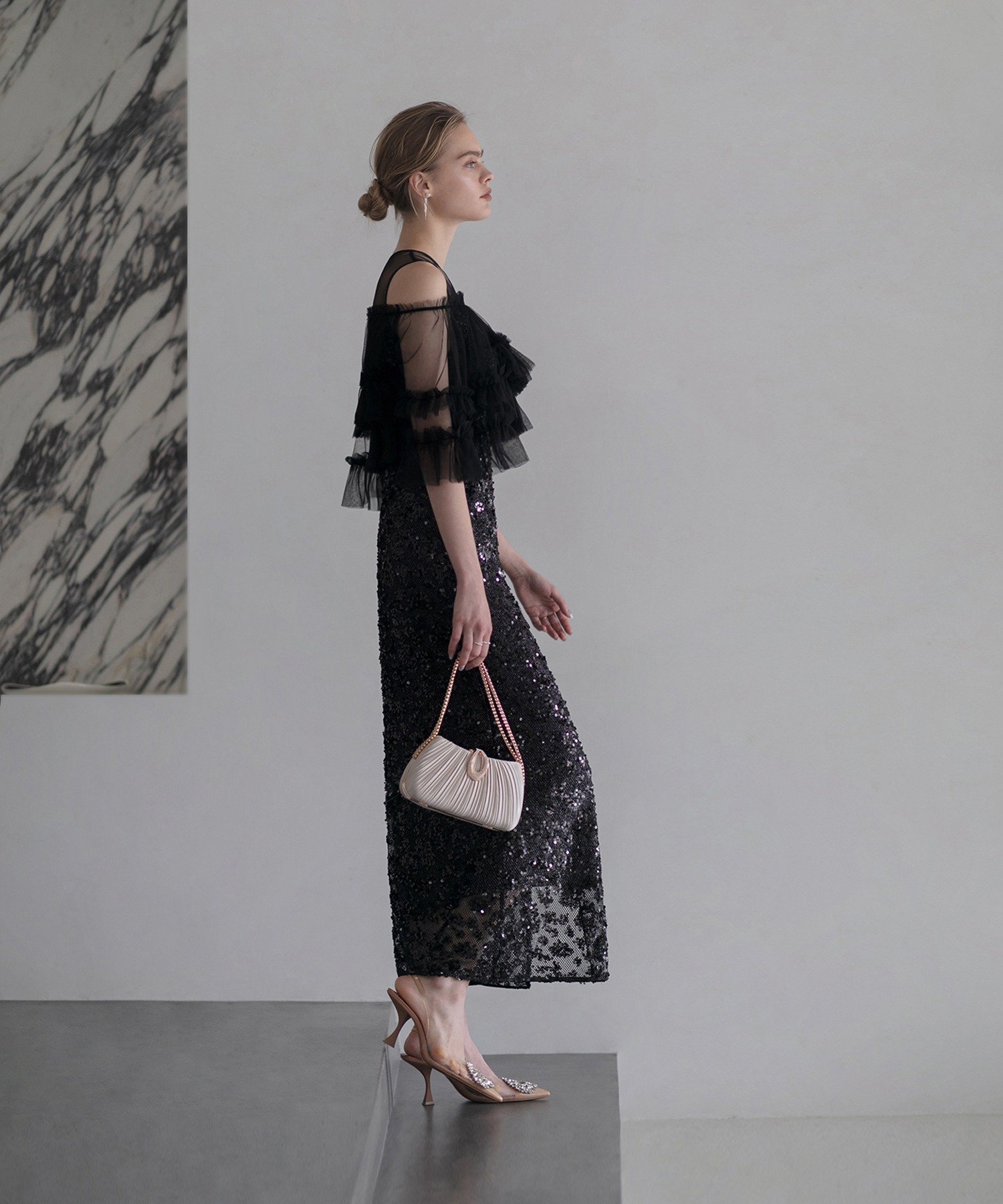 Leja｜LEJA-チュールフリルオフショルダーIラインワンピースドレス