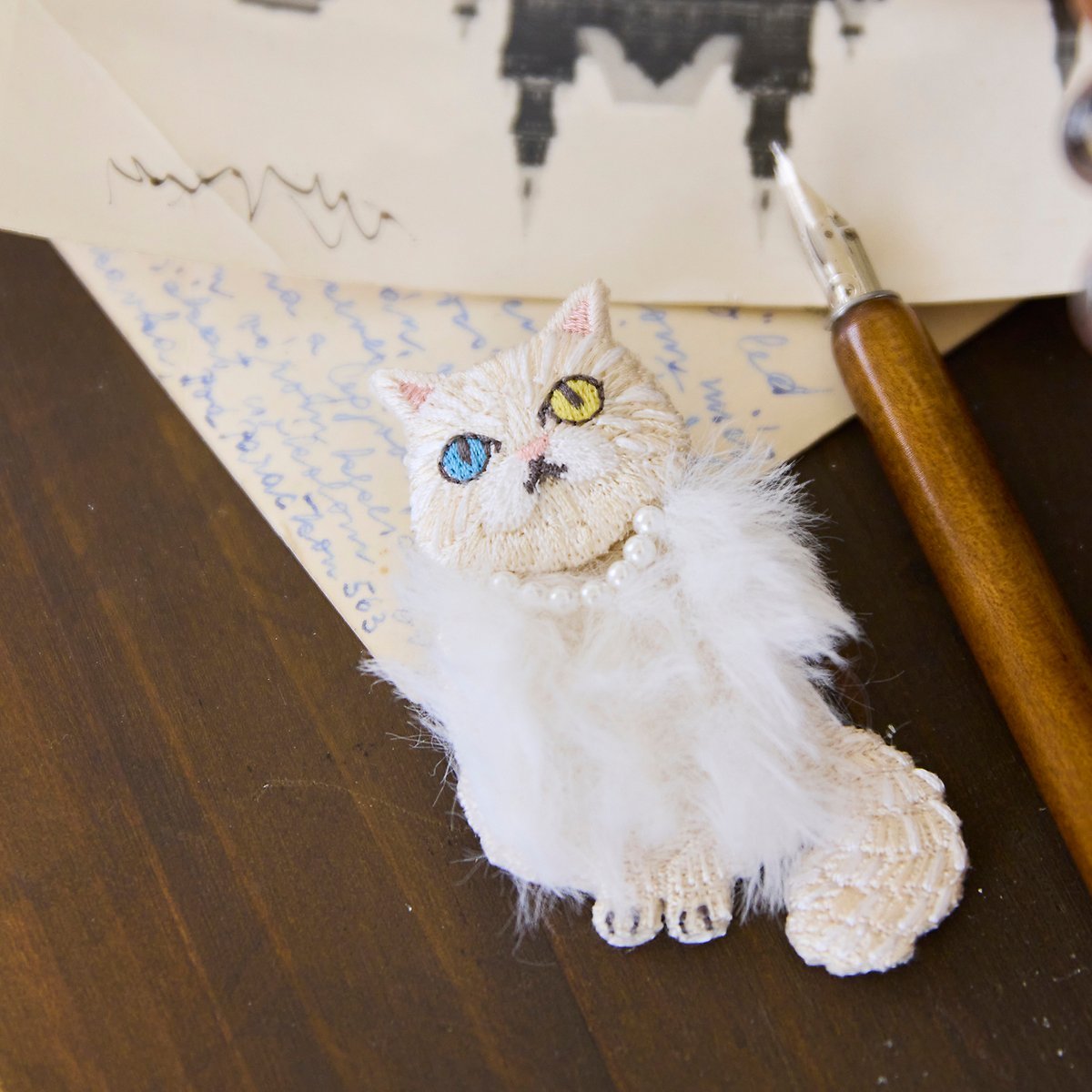 Rose Tiara｜ファーねこブローチ | Rakuten Fashion(楽天ファッション