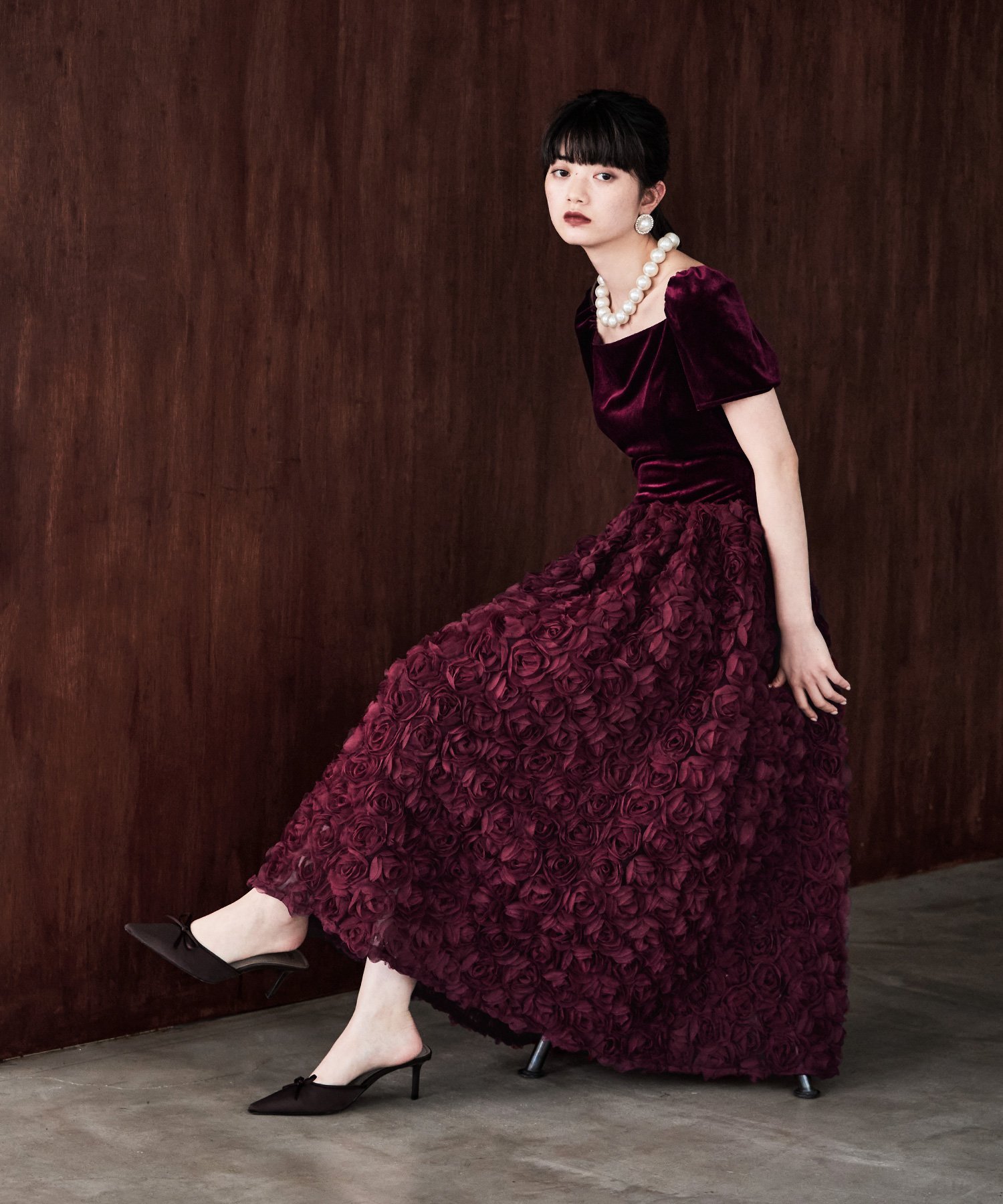 bflat｜ベロアロゼットフレアドレス | Rakuten Fashion(楽天