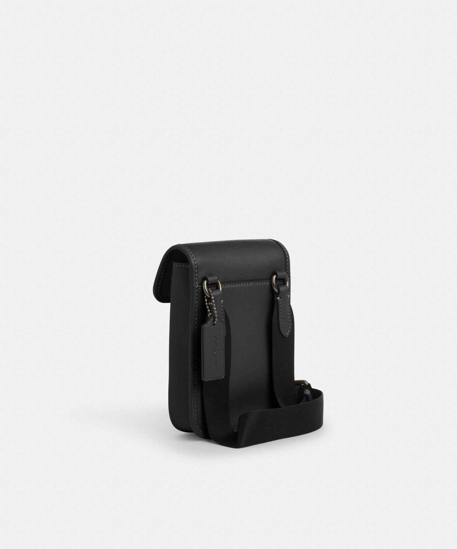 COACH OUTLET｜【公式】レーサー フォーン クロスボディ バッグ