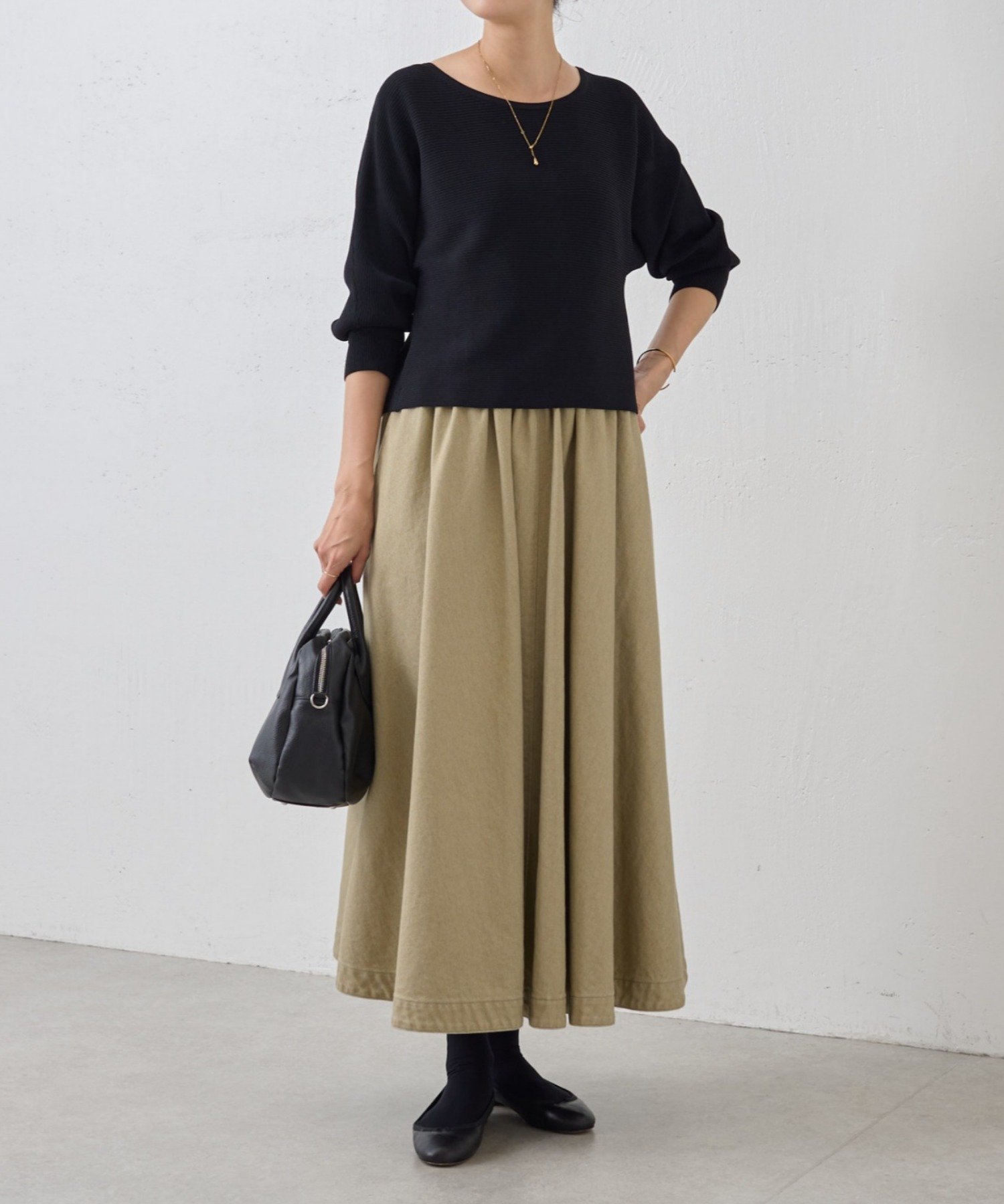 BEARDSLEY｜後ろパールニット | Rakuten Fashion(楽天ファッション／旧