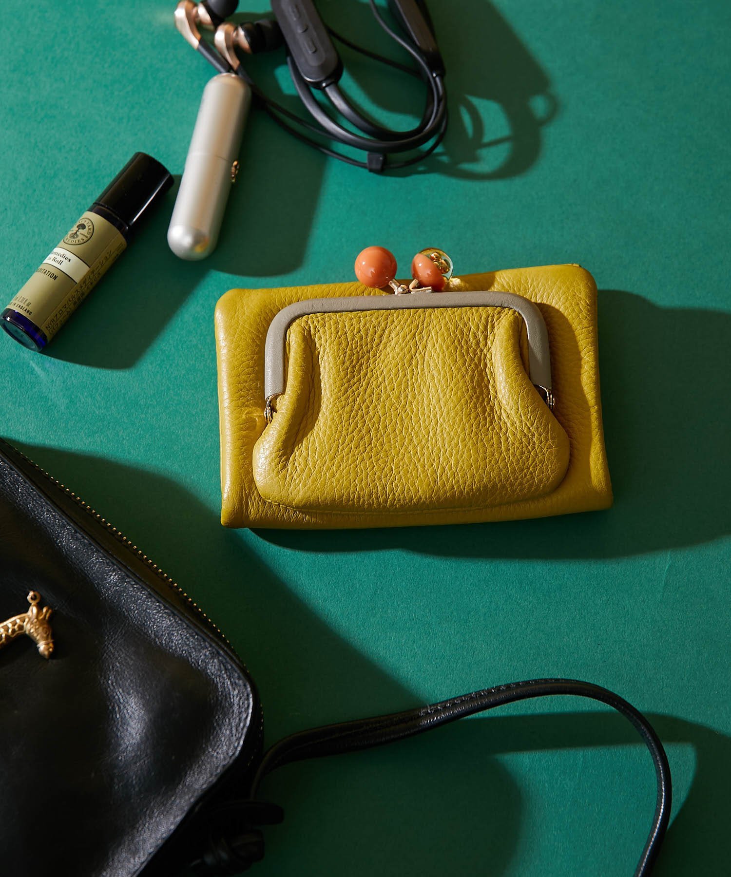 ear PAPILLONNER｜《WEB限定/本革》牛革がま口折り財布 | Rakuten