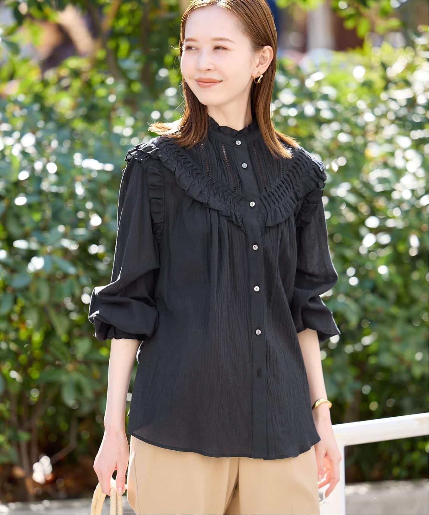 SLOBE IENA｜《WEB限定/予約》フリルピンタックブラウス | Rakuten