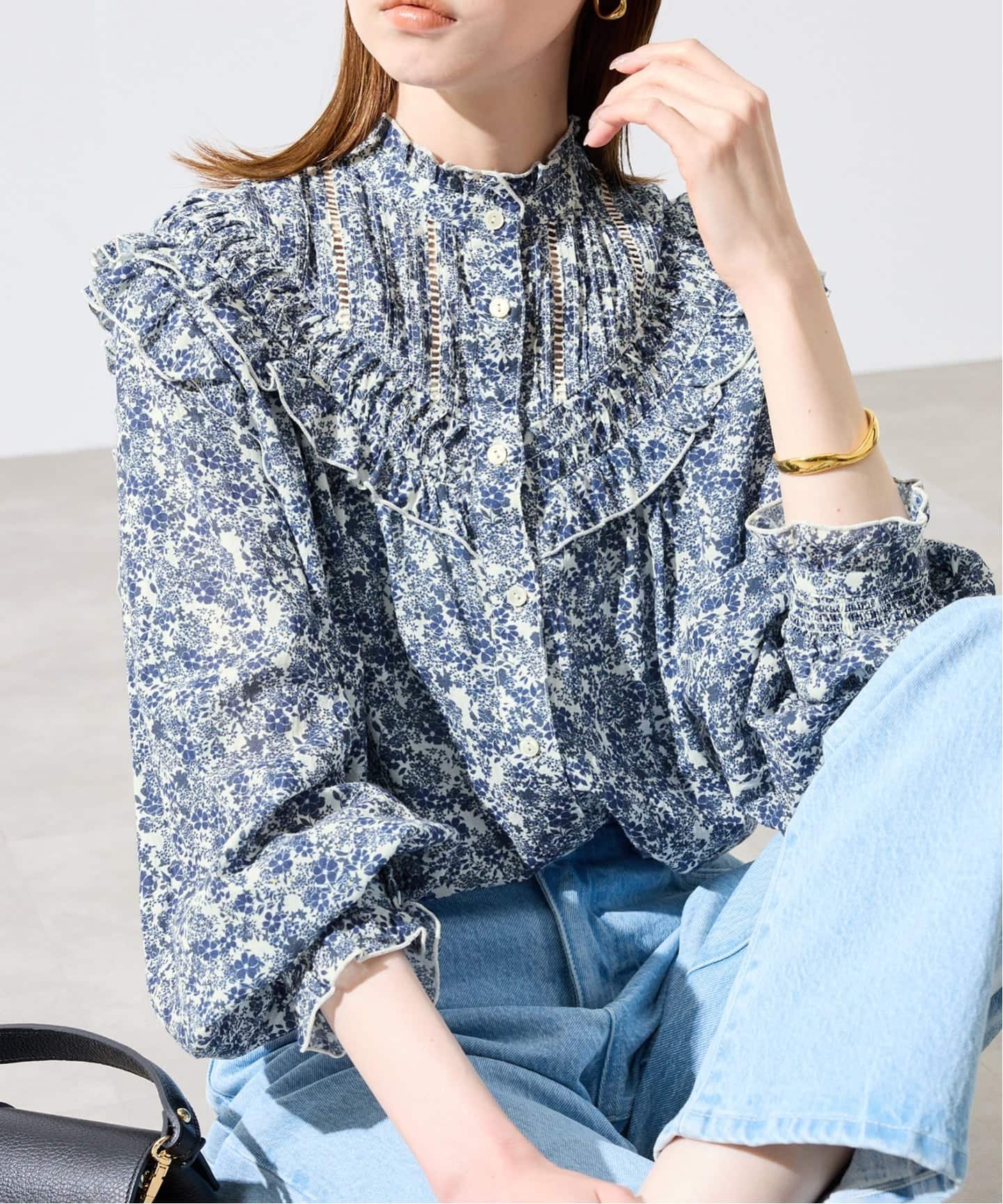 SLOBE IENA｜《WEB限定/予約》フリルピンタックブラウス | Rakuten