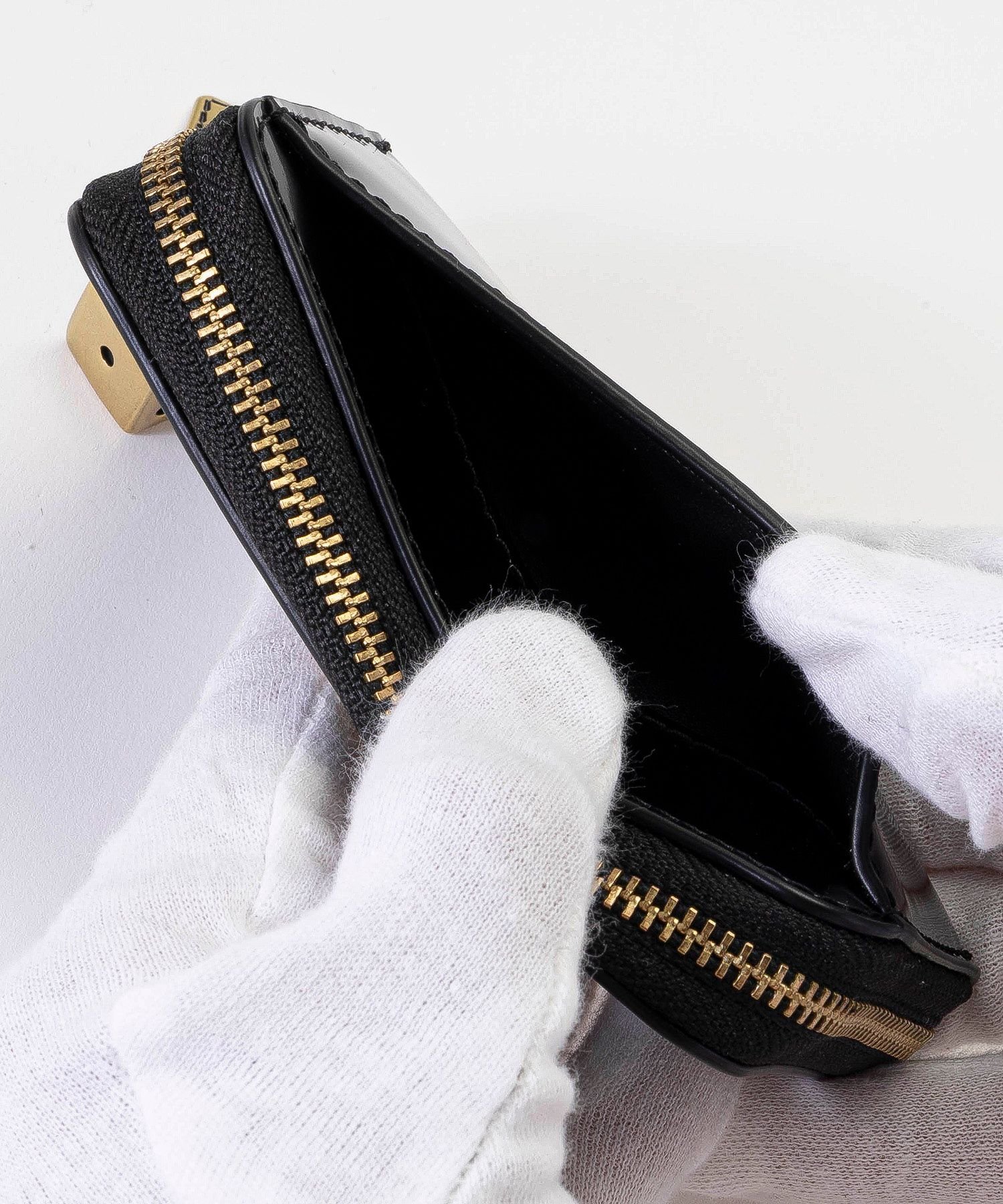 COACH｜【公式】エッセンシャル スモール ジップ アラウンド