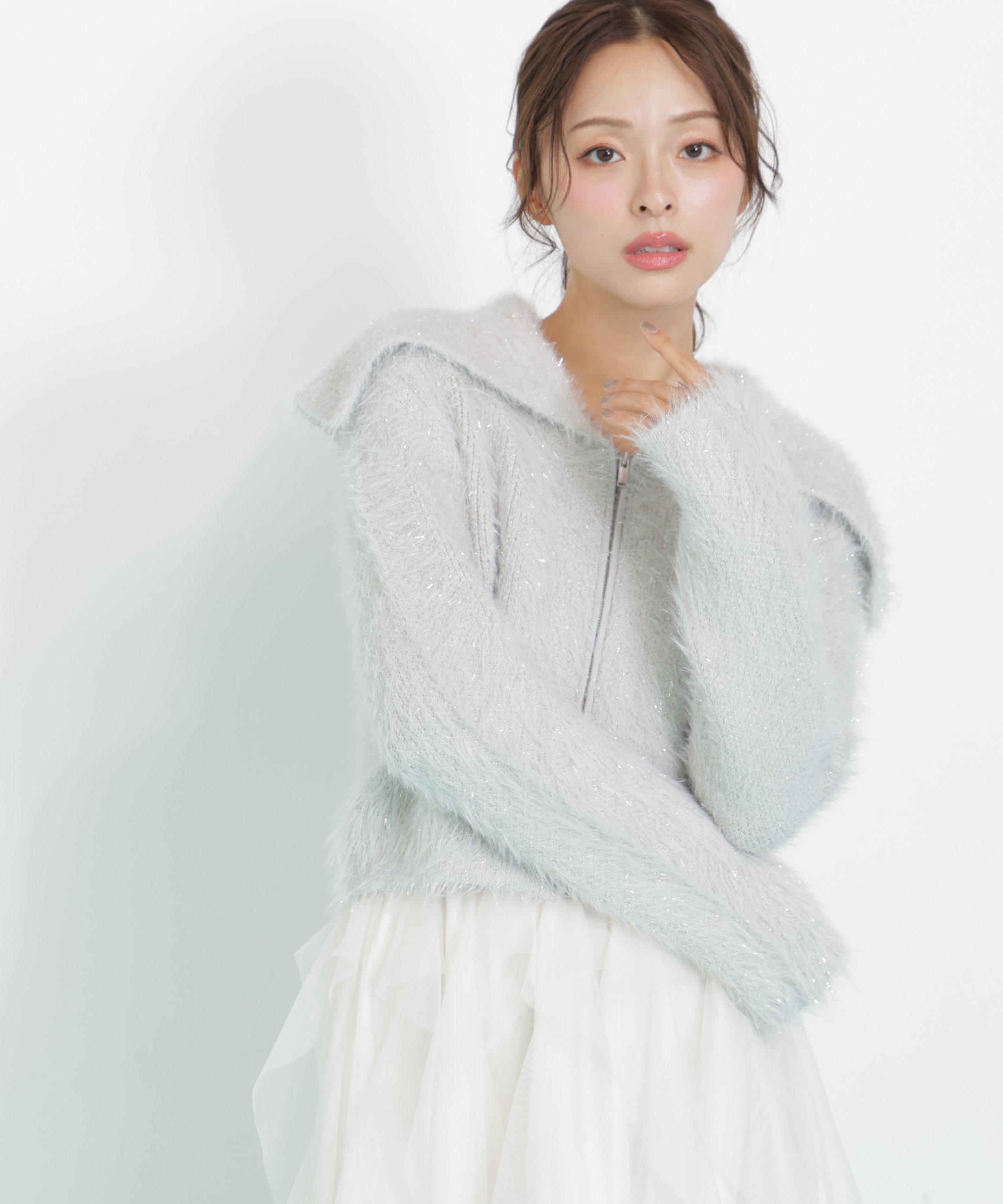 JILL by JILL STUART｜ラメフェザービッグカラーニットブルゾン