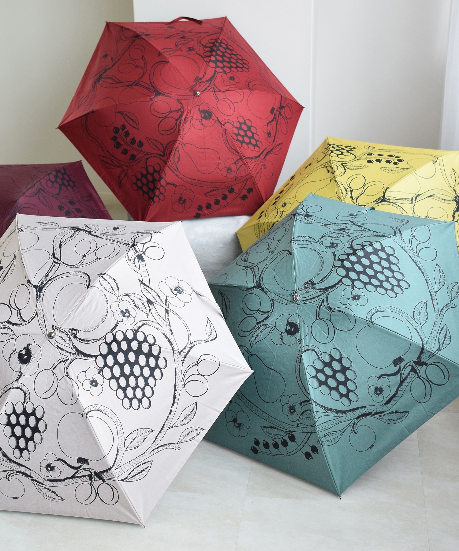 utatane｜utatane*Kuovi 100%完全遮光日傘 折りたたみ 3段55cm