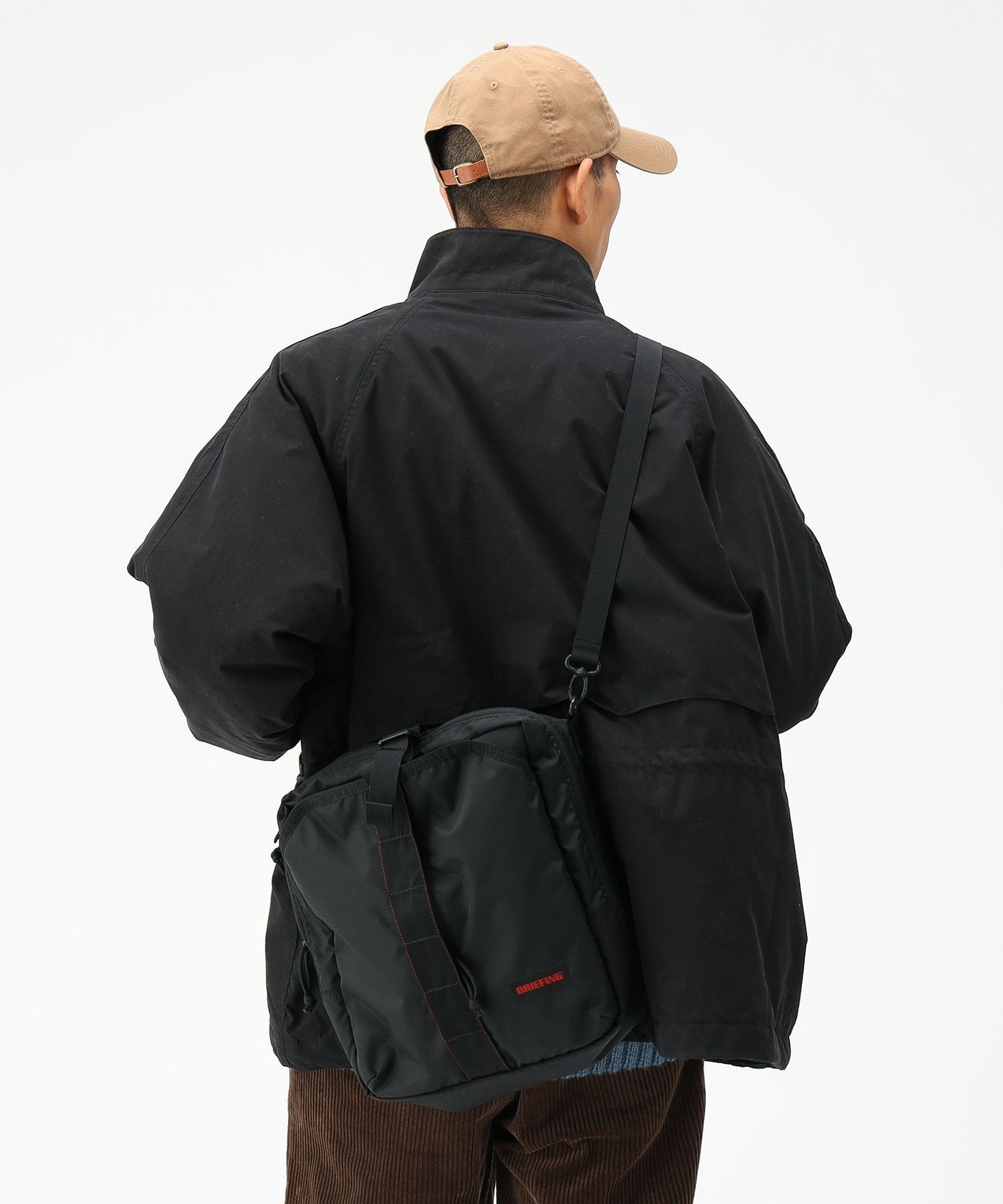 BEAMS WOMEN｜【別注】BRIEFING / ミリタリー キット バッグ