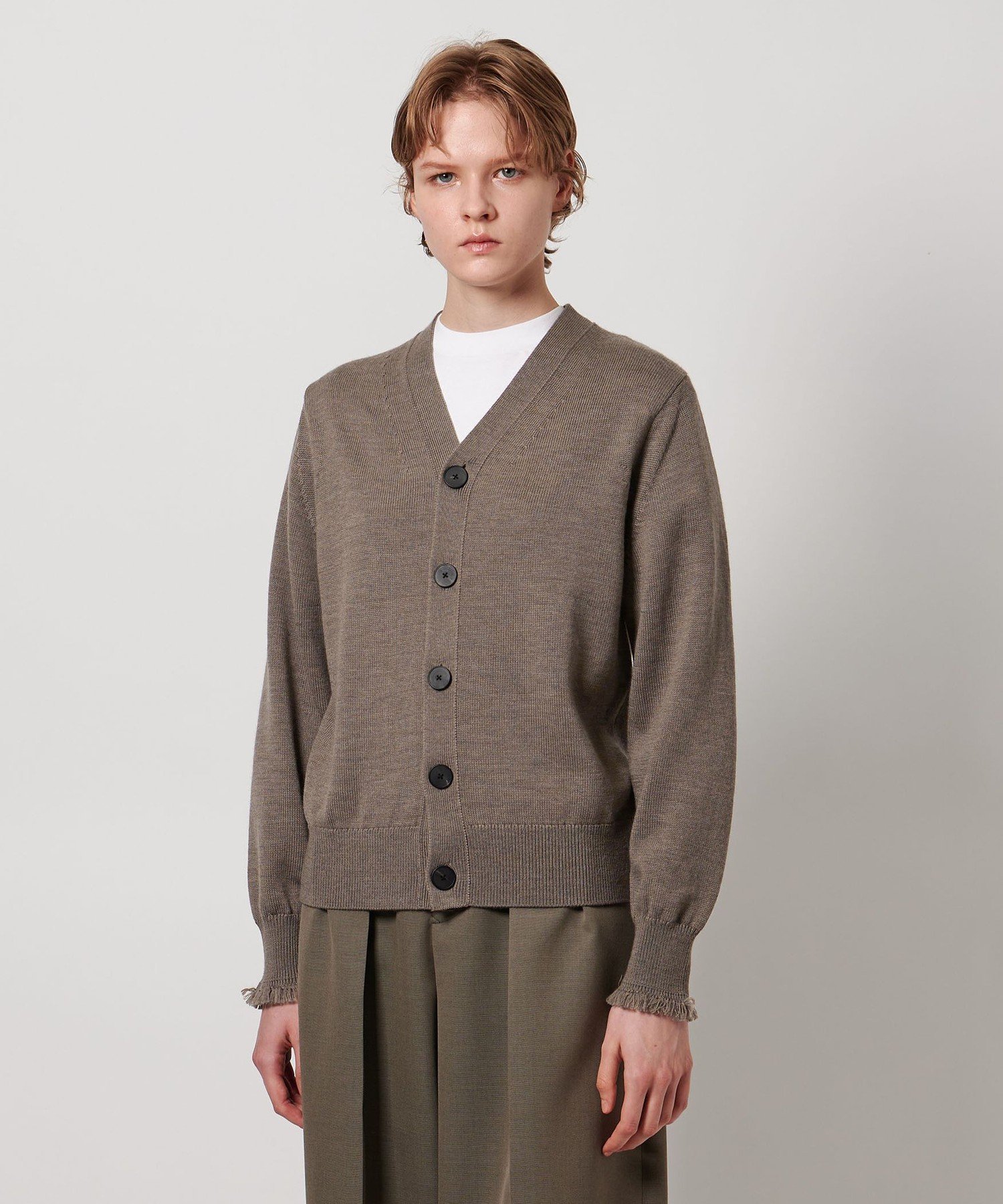 <LOEFF>9ゲージ フリンジ カーディガン UNISEX ネイビー0サイズ LOEFF（ロエフ） ニット セーター 「LOEFF」9ゲージ フリンジ